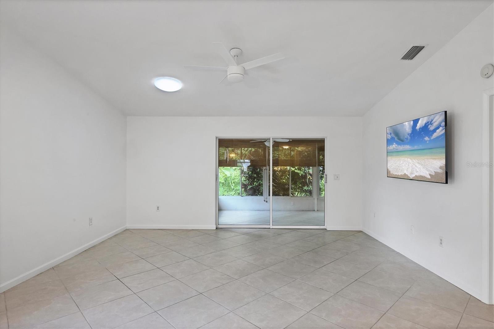 CEDAR CREEK - Residential