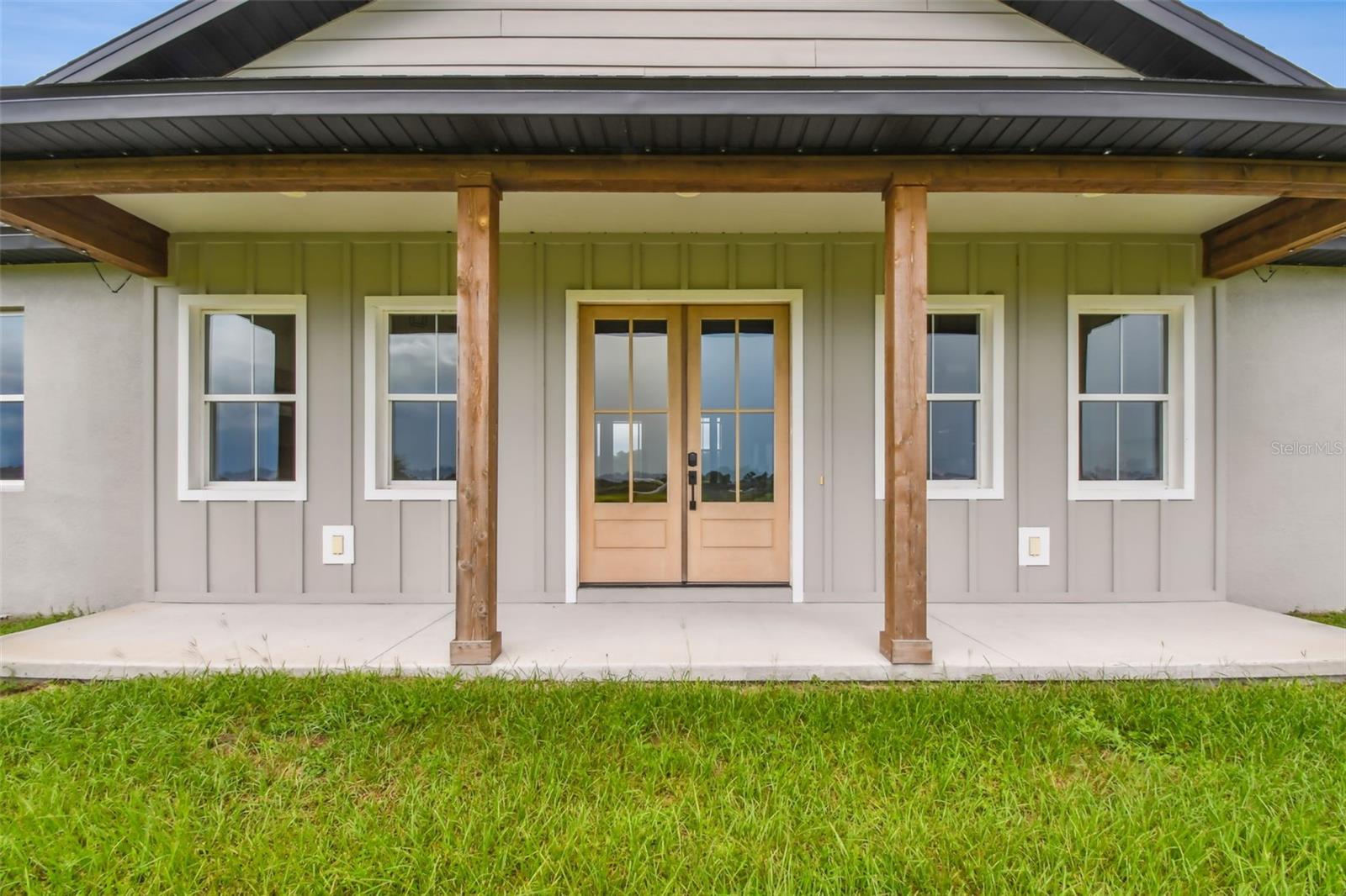 Welcome to your private retreat in the heart of Plant City! Nestled on a spacious 2.78-acre lot, this beautifully maintained 3-bedroom, 2-bathroom home offers the perfect blend of comfort, functionality, and Florida outdoor living.
Inside, you'll find painted and sealed concrete floors throughout – stylish, low-maintenance, and ideal for Florida living. The open-concept floor plan offers seamless flow between the kitchen, dining, and living areas, perfect for entertaining or relaxing with family.
Step outside and enjoy the true highlight of this property – a fully equipped outdoor kitchen that’s ready for cookouts, parties, and quiet evenings under the stars. With nearly 3 acres to call your own, there’s plenty of room for gardening, recreation, or even future expansion.
Located just minutes from downtown Plant City, with easy access to I-4 for commuting to Tampa or Lakeland, this property offers the peace of country living with city convenience.