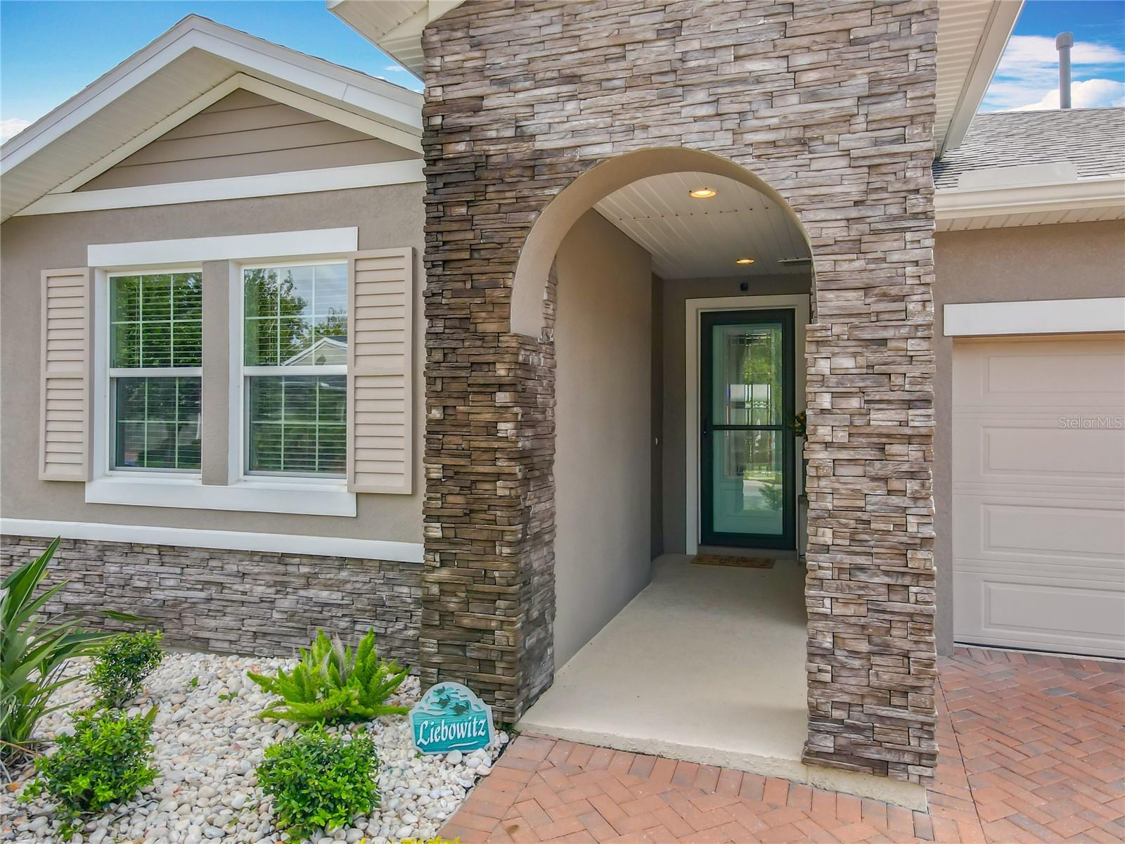 224 SILVER MAPLE ROAD