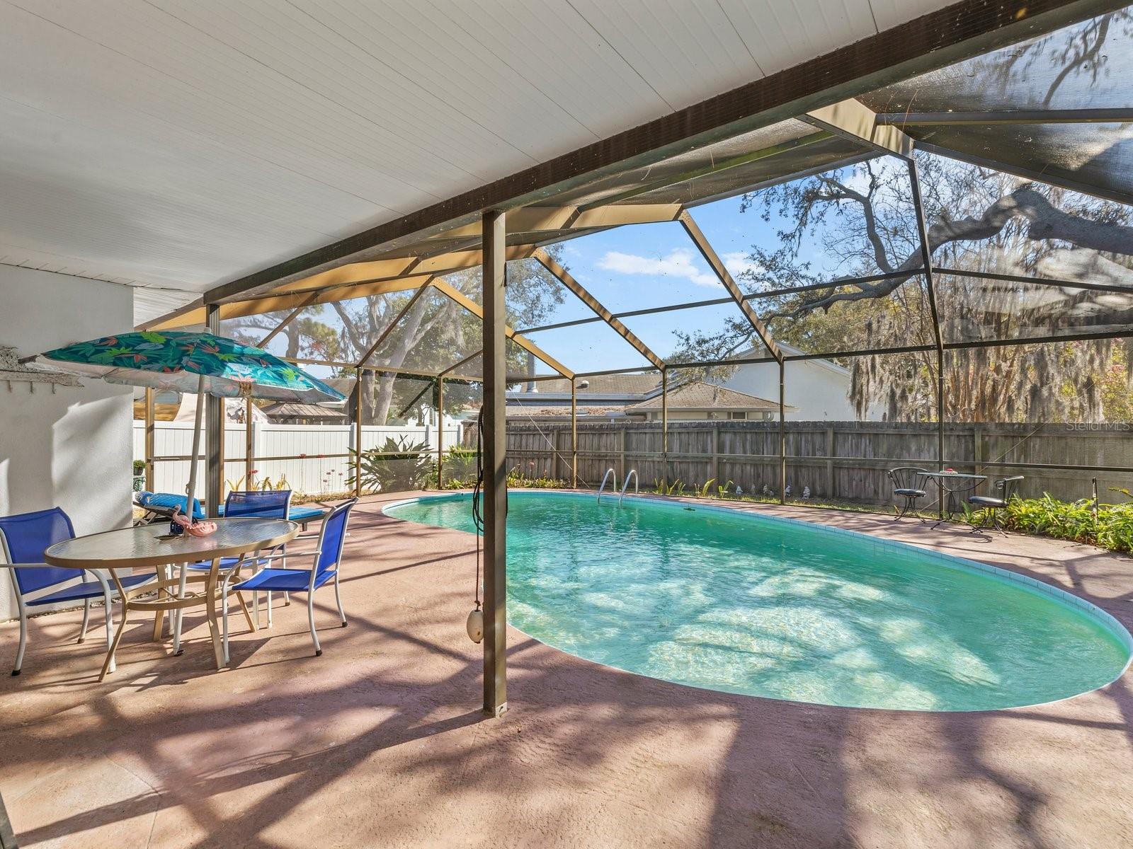 BAYWOOD VILLAGE SEC 2 - Residential