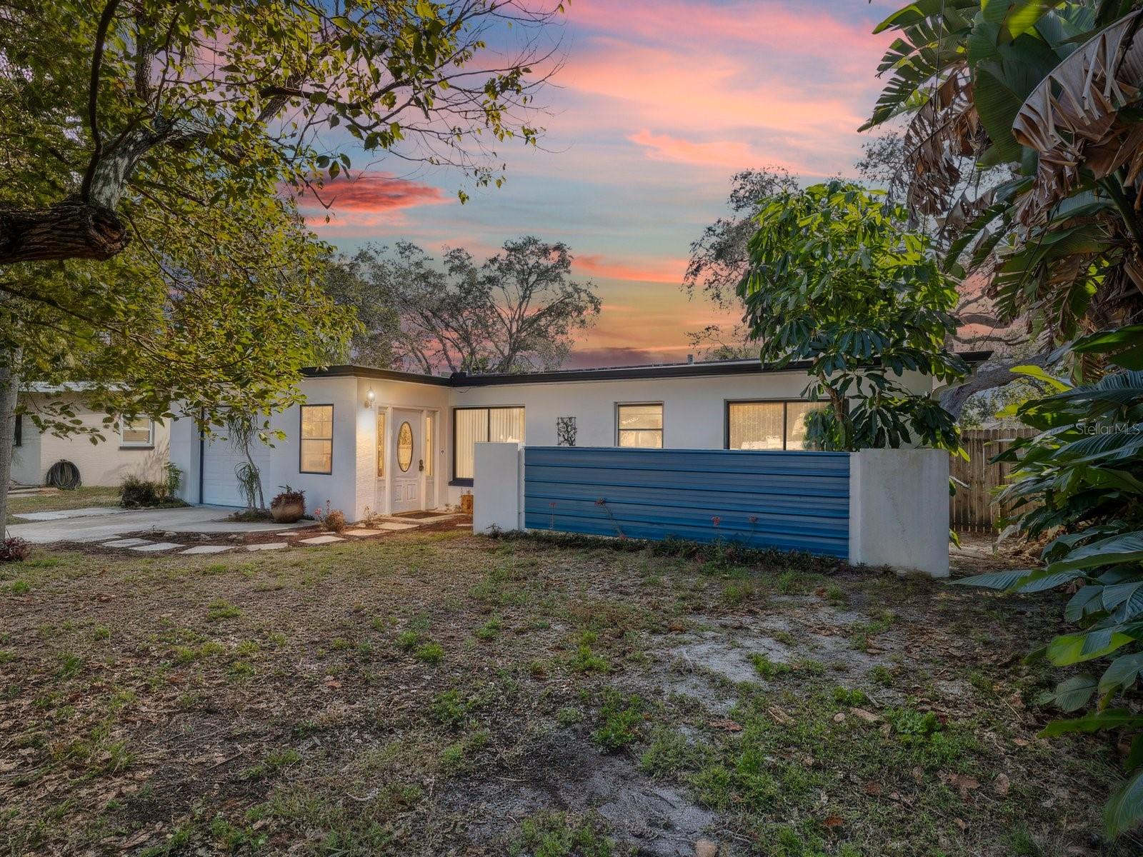 BAYWOOD VILLAGE SEC 2 - Residential