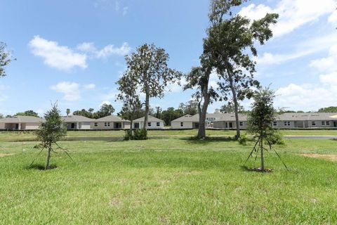 A home in EDGEWATER