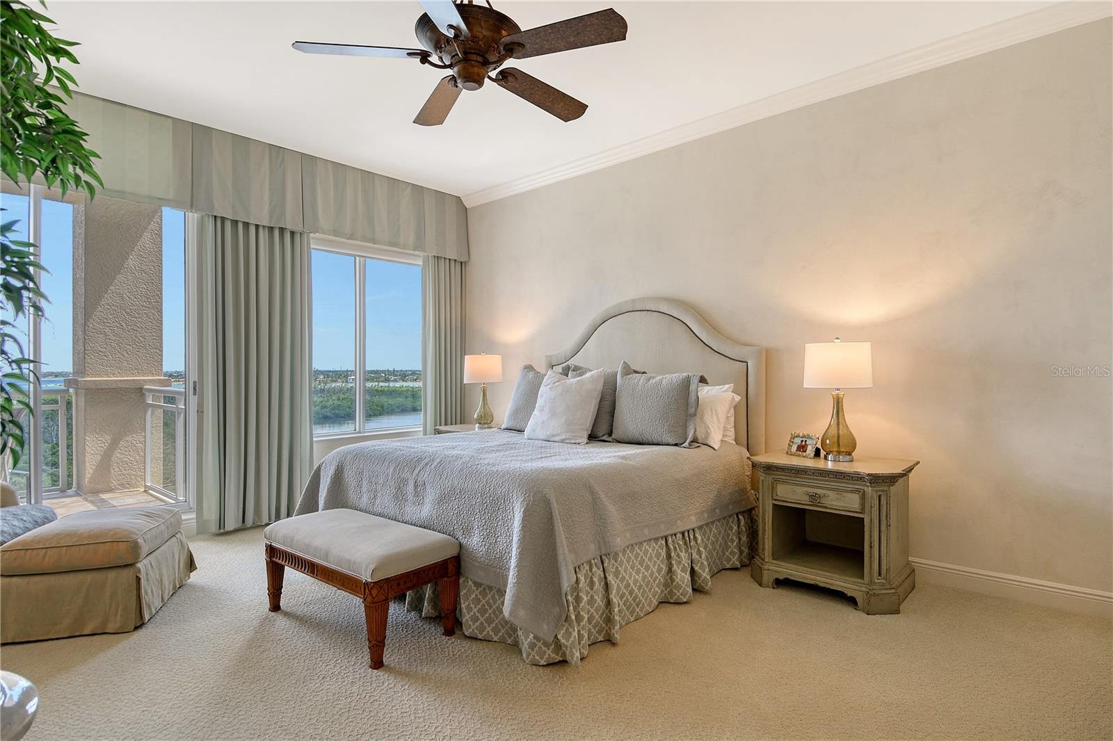 THE BEACH RESIDENCES - Residential