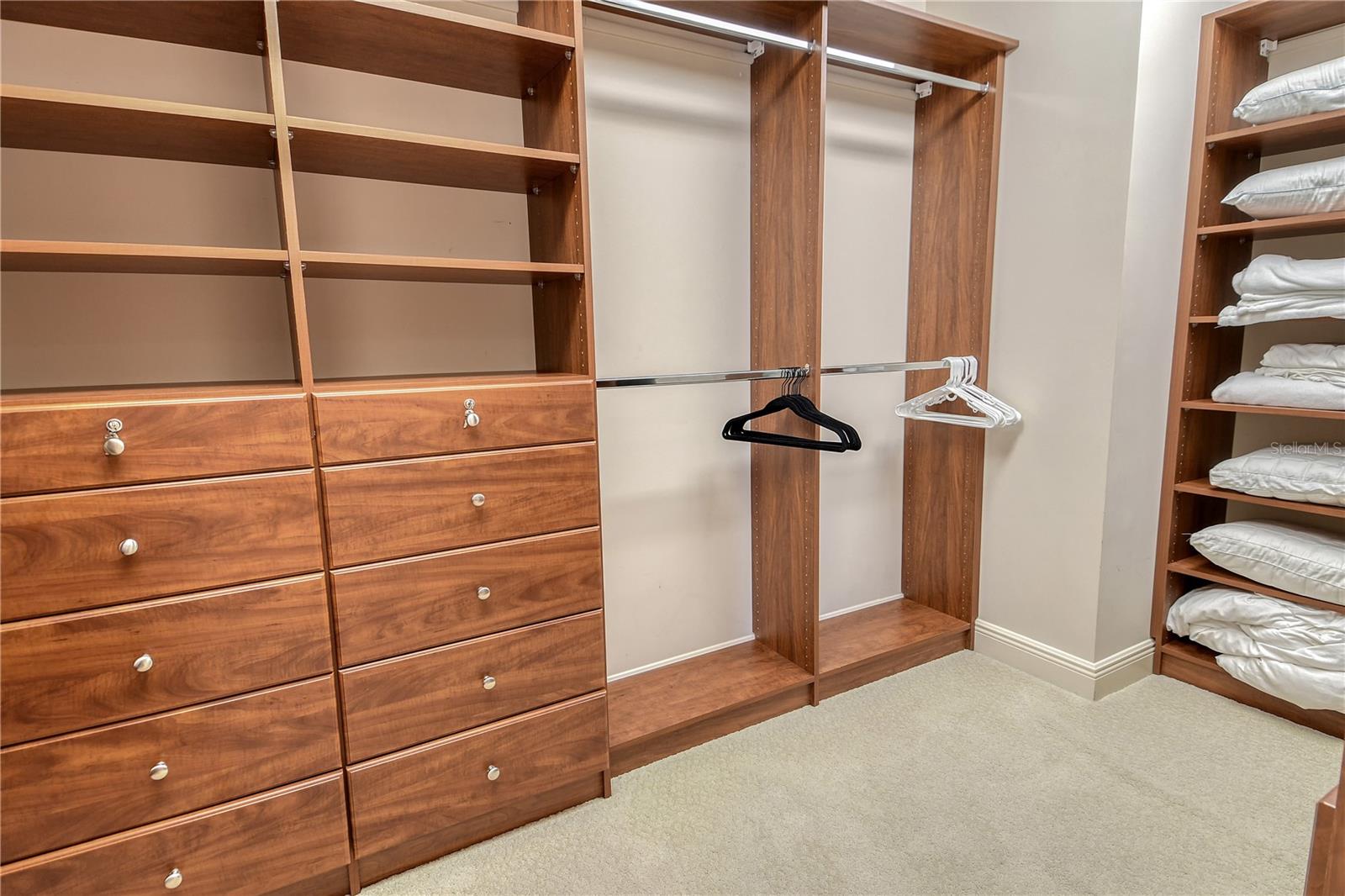 THE BEACH RESIDENCES - Residential