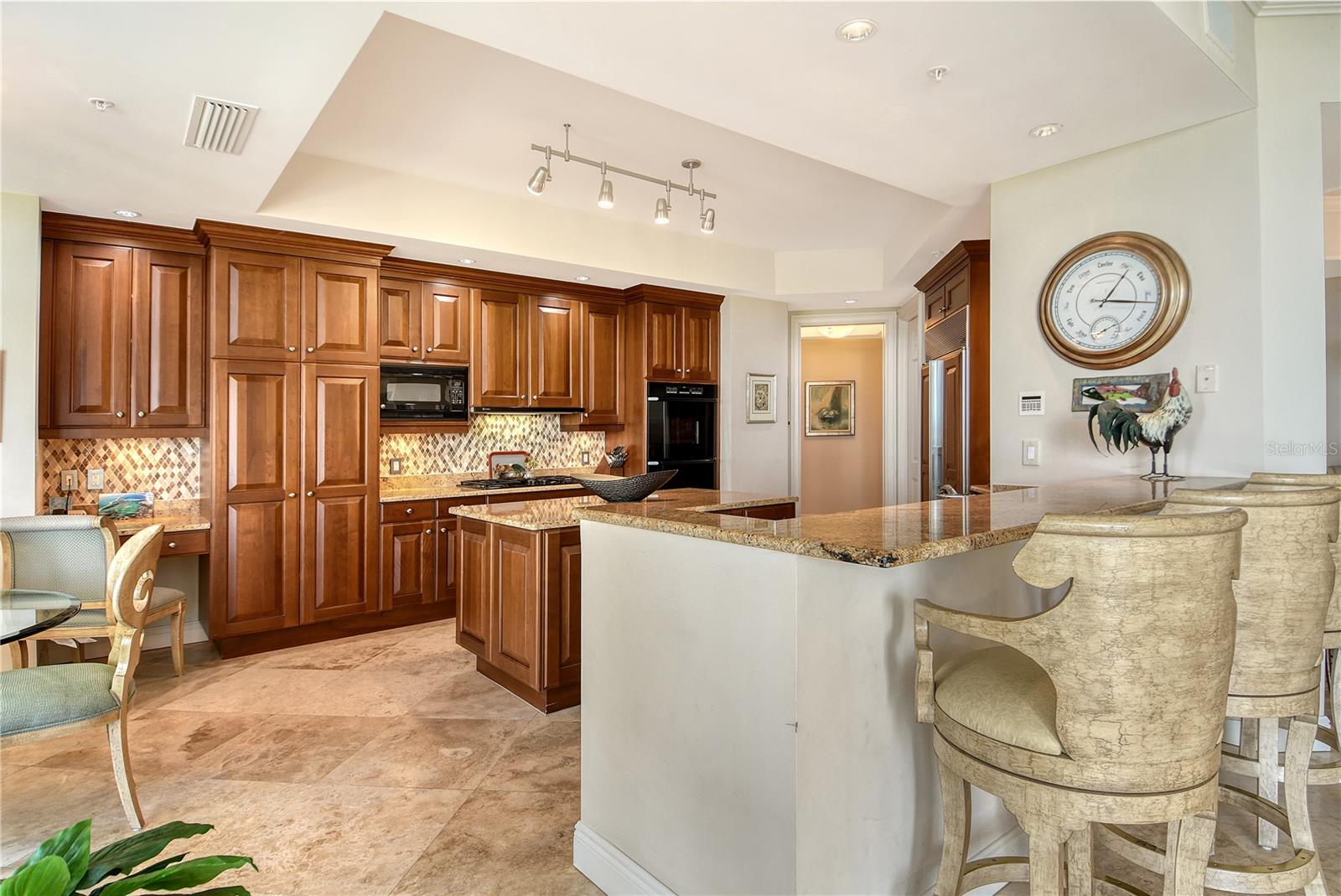 THE BEACH RESIDENCES - Residential