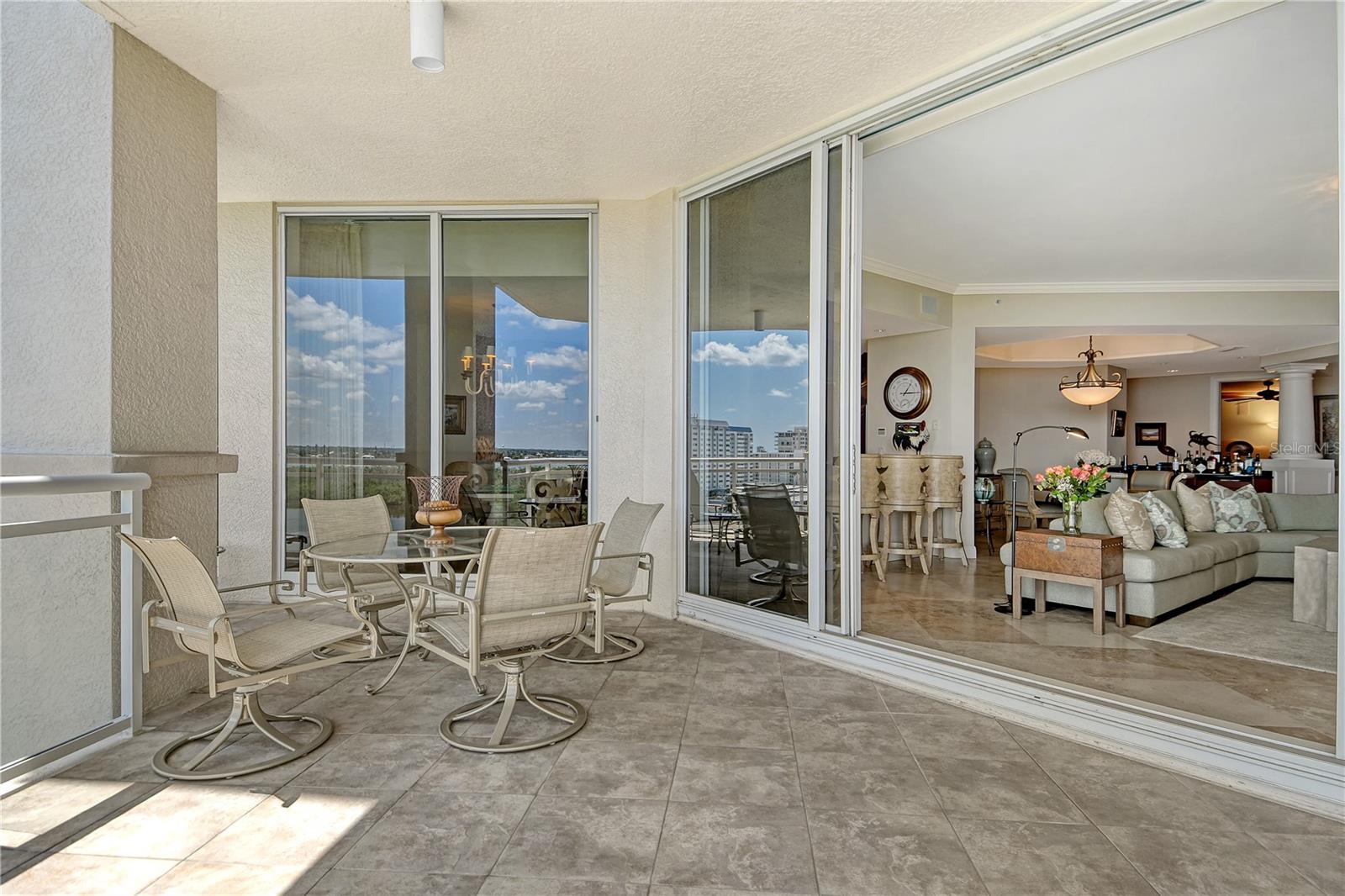 THE BEACH RESIDENCES - Residential