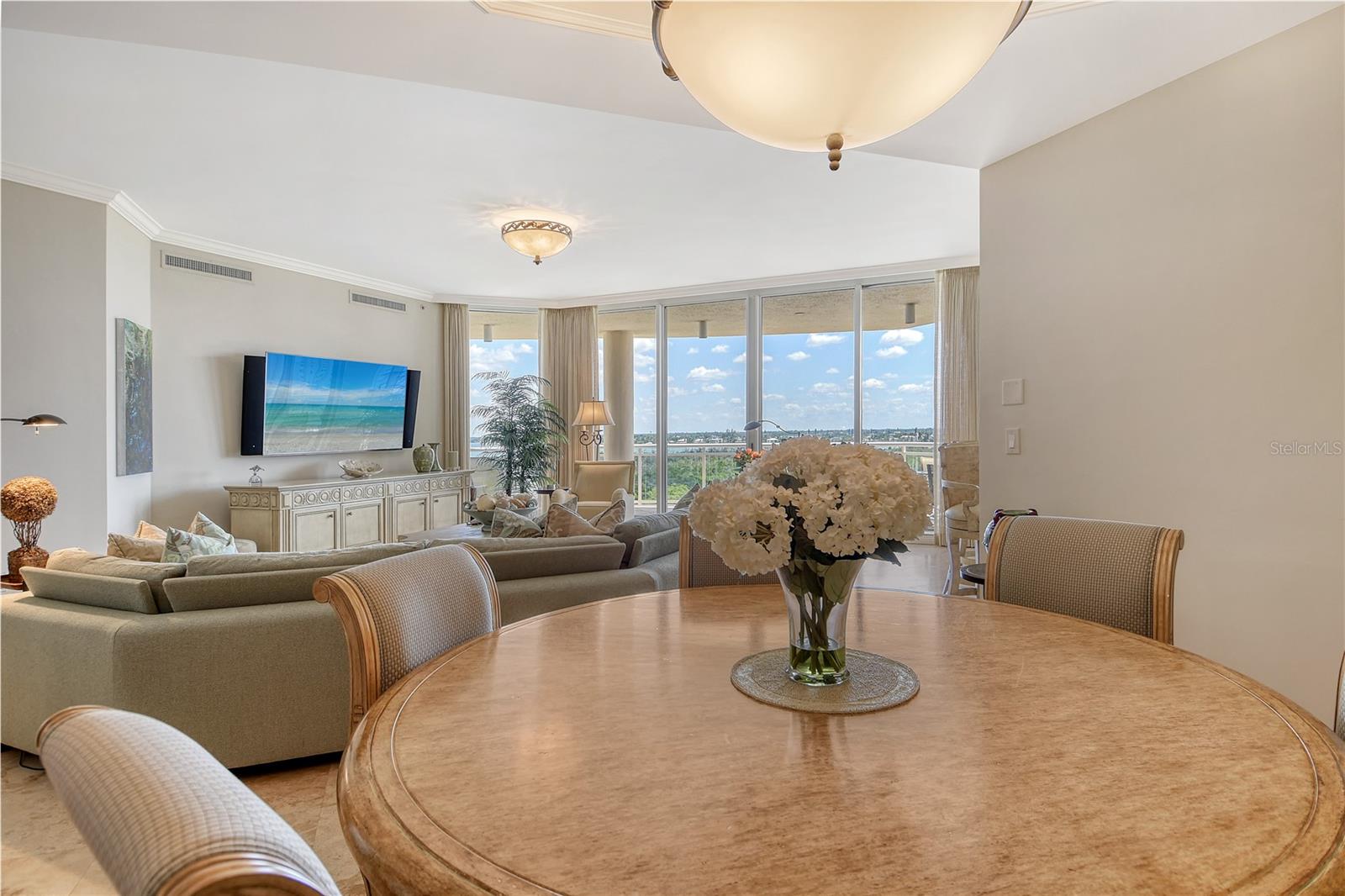 THE BEACH RESIDENCES - Residential