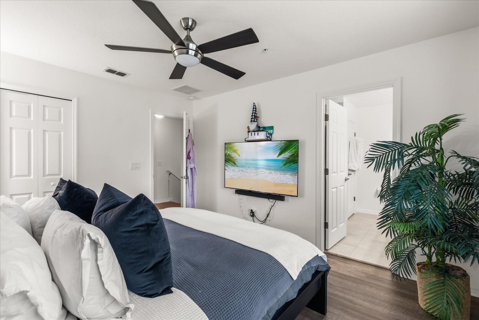 WATER'S EDGE AT LAKE NONA - Residential