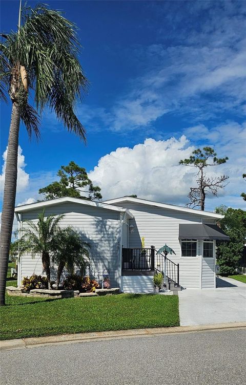 171 CROWN POINT DRIVE NOKOMIS FL 34275