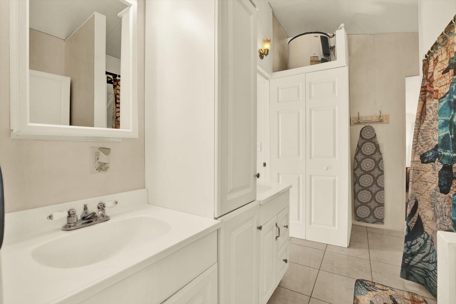 CAMP A WYLE RV RESORT - Residential