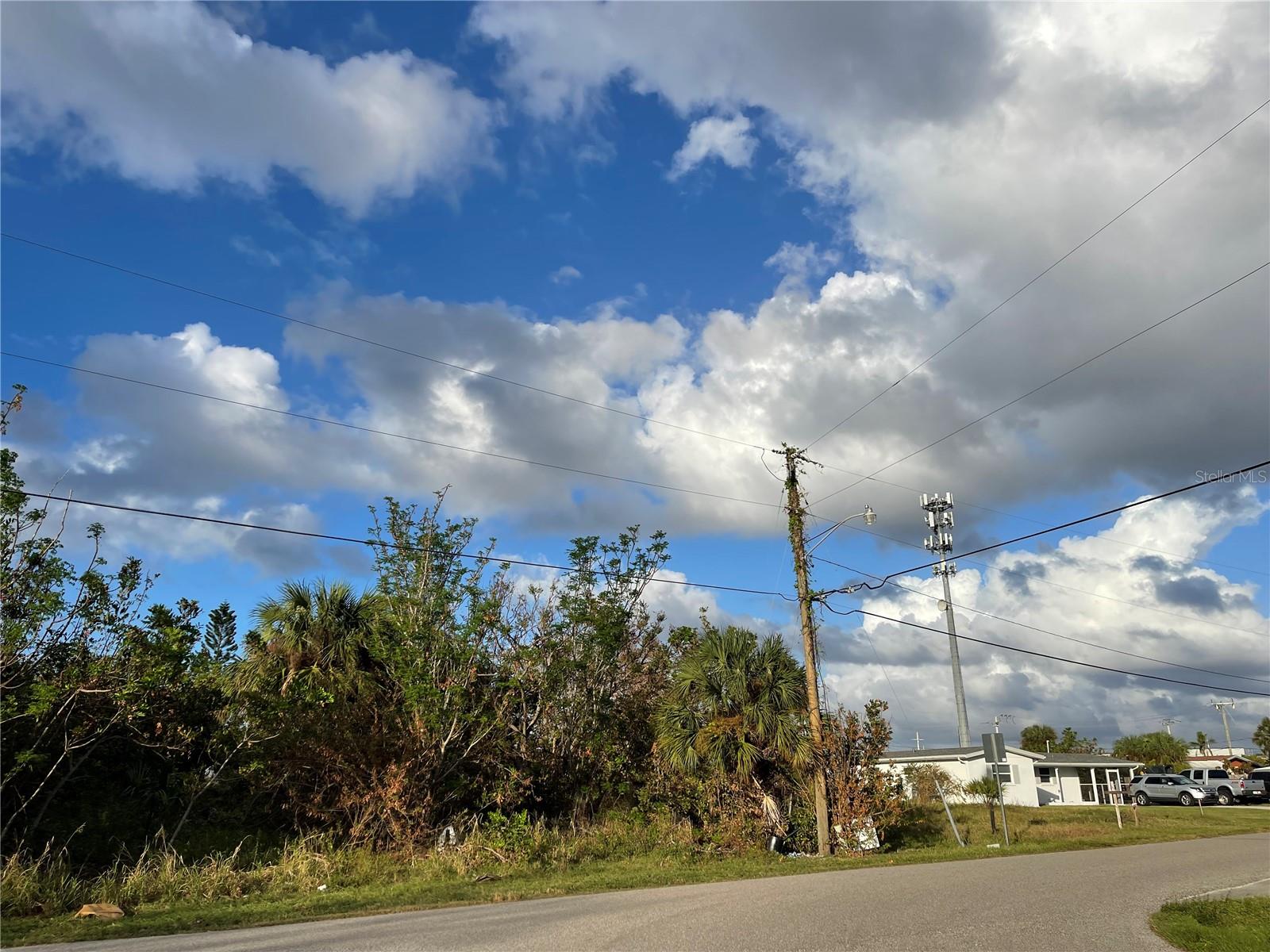 PORT CHARLOTTE SEC 002 - Land