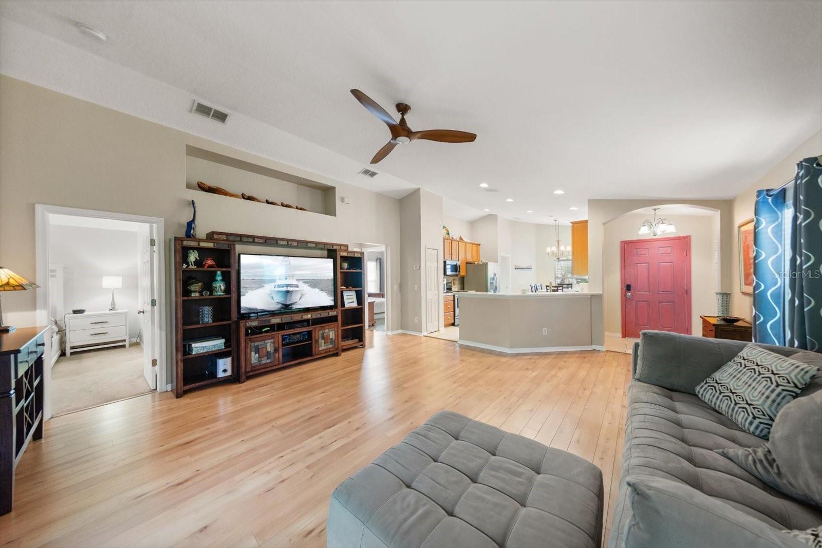 2939 WOOD POINTE DRIVE