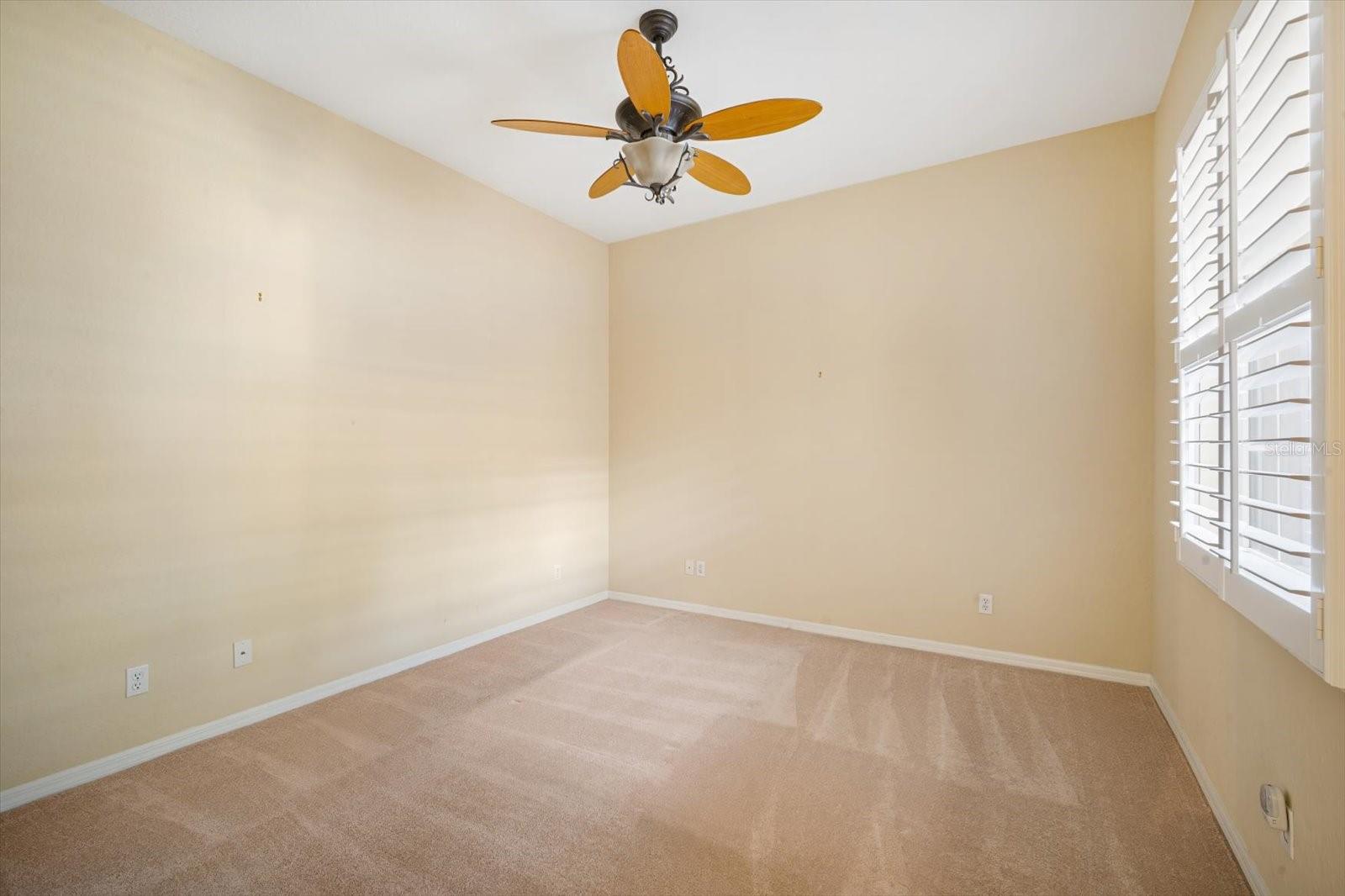 KENSINGTON CONDO - Residential