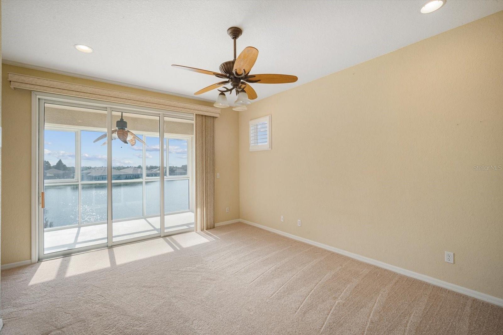 KENSINGTON CONDO - Residential