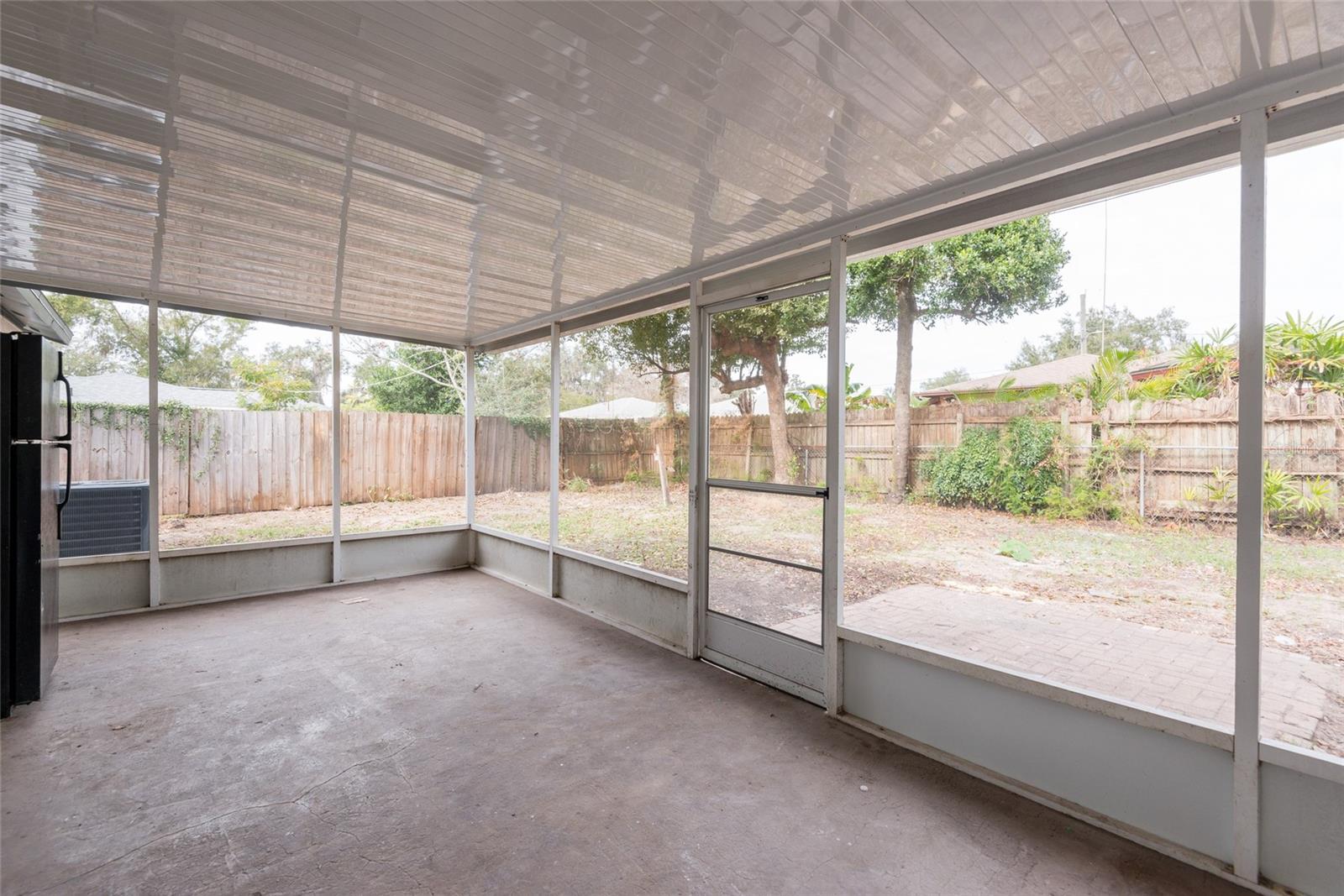 TANGELO SUB - Residential