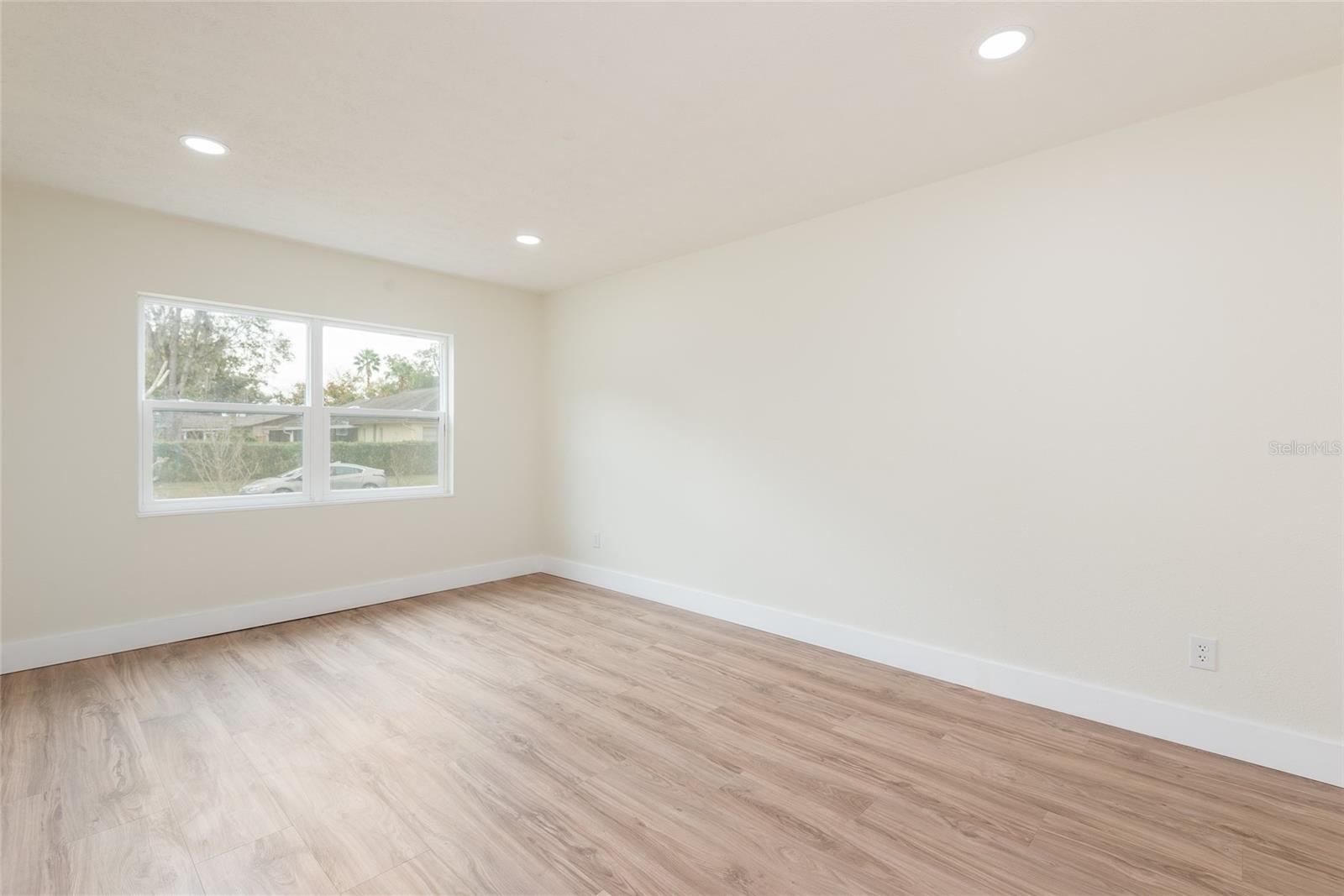 TANGELO SUB - Residential