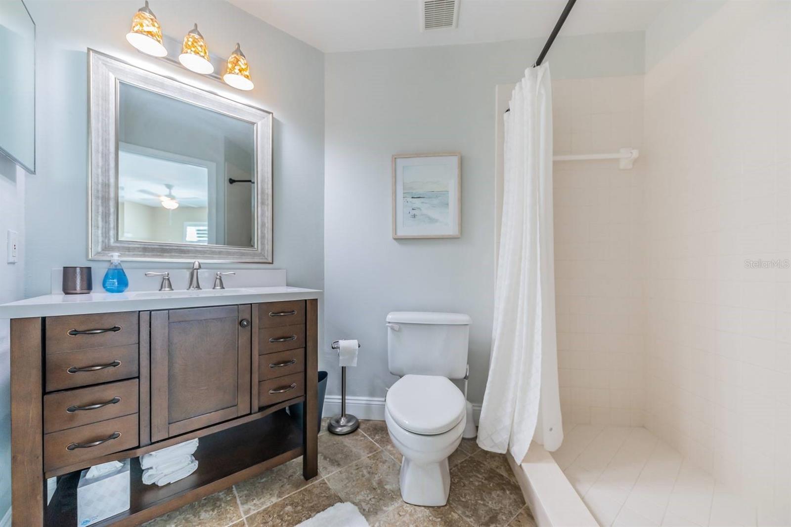 VISTA VERDE NORTH CONDO - Residential Lease