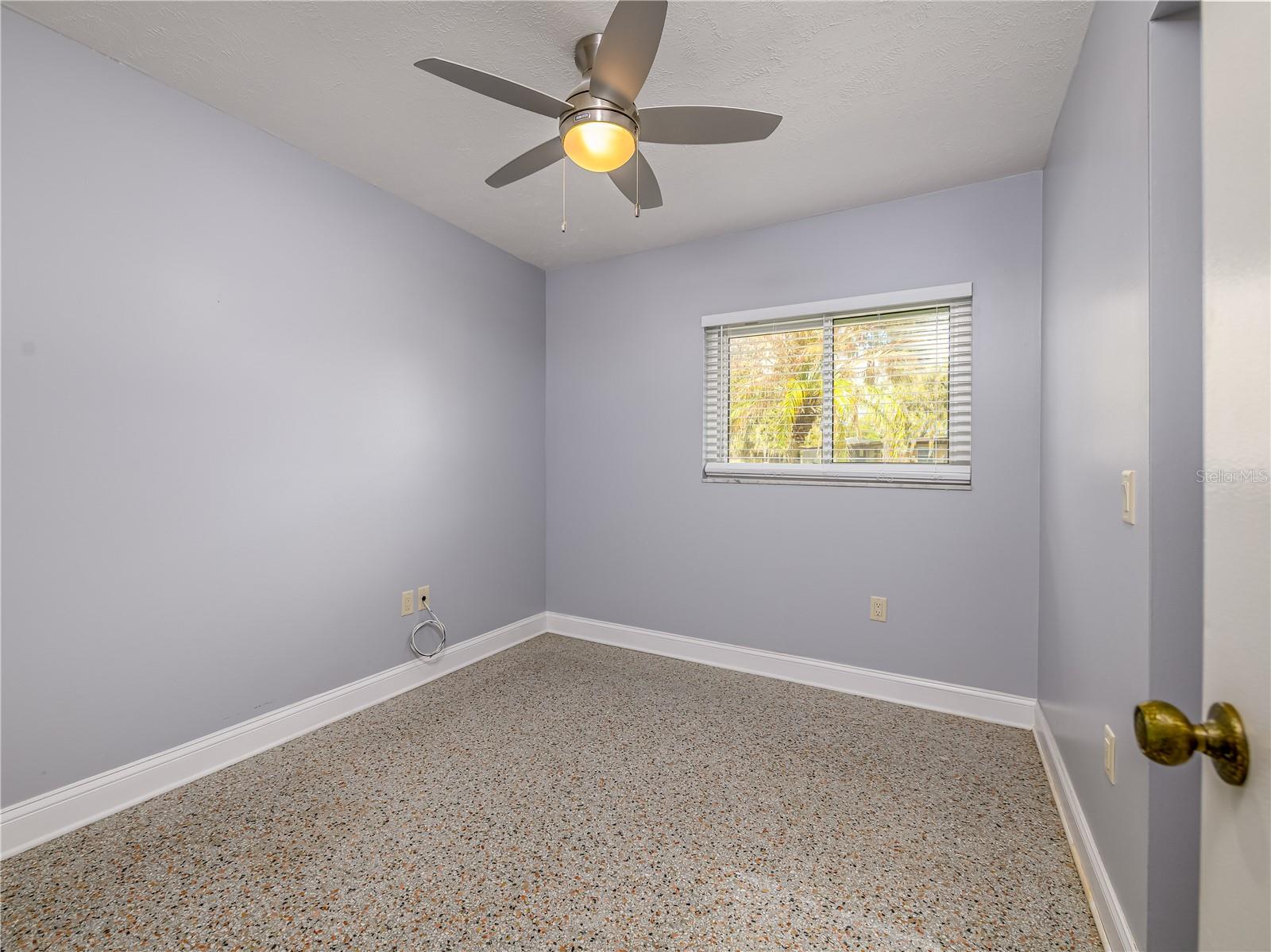 SUBURBAN CLUB ESTATES - Residential Lease