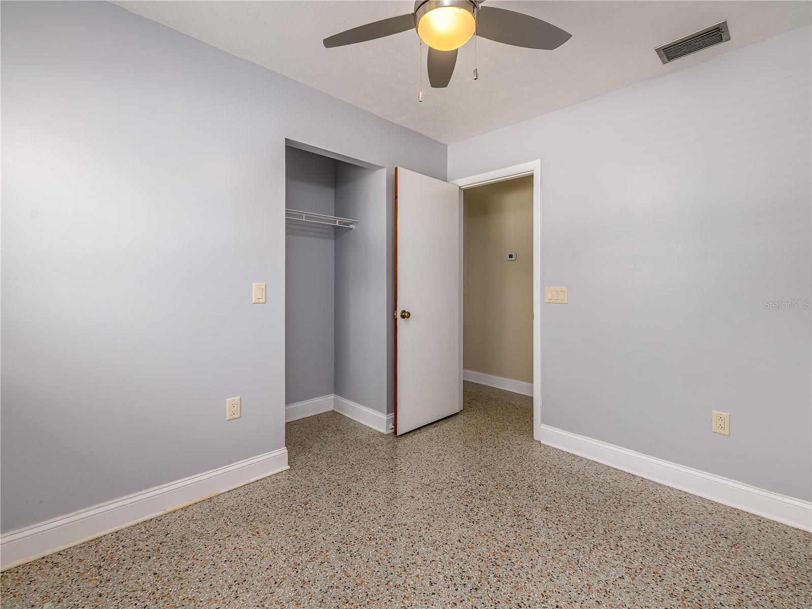 SUBURBAN CLUB ESTATES - Residential Lease