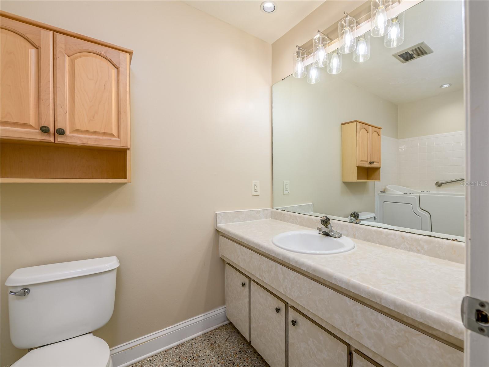 SUBURBAN CLUB ESTATES - Residential Lease