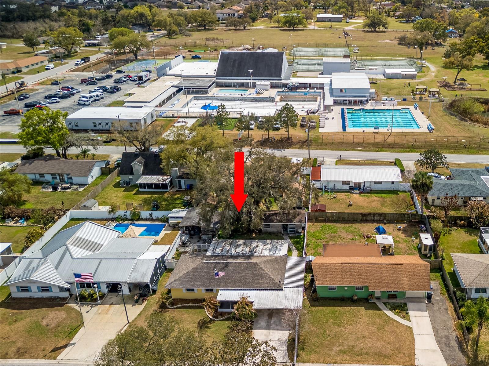 SUBURBAN CLUB ESTATES - Residential Lease