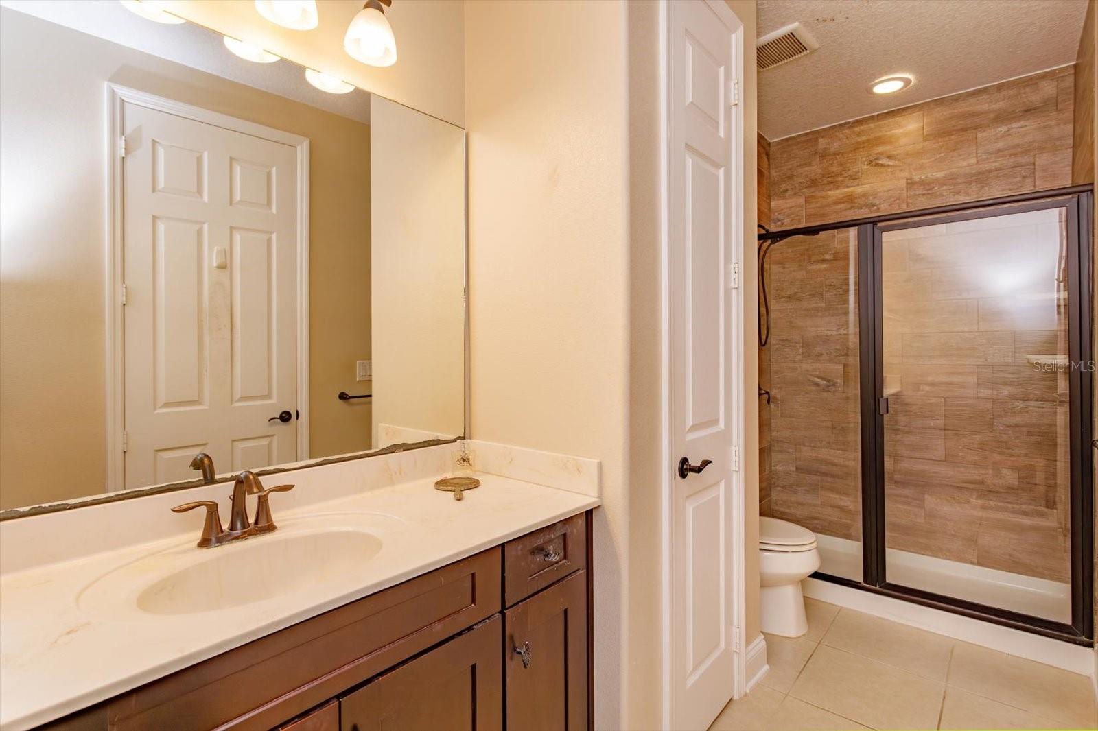 FOSTERS GROVE AT OVIEDO - Residential