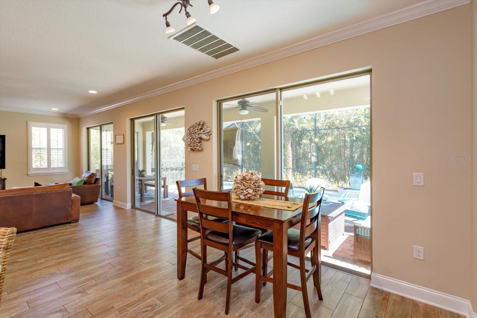 FOSTERS GROVE AT OVIEDO - Residential