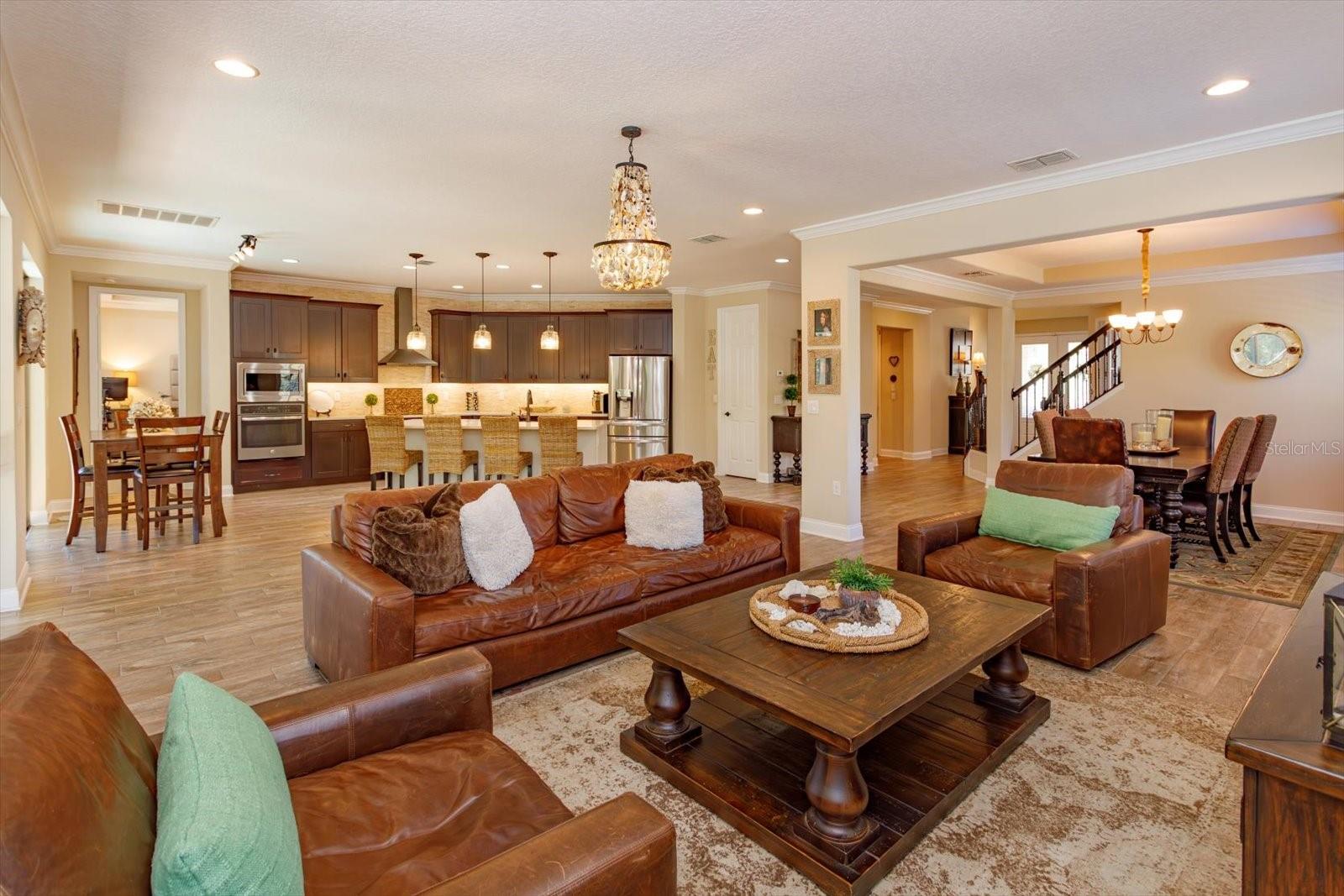 FOSTERS GROVE AT OVIEDO - Residential