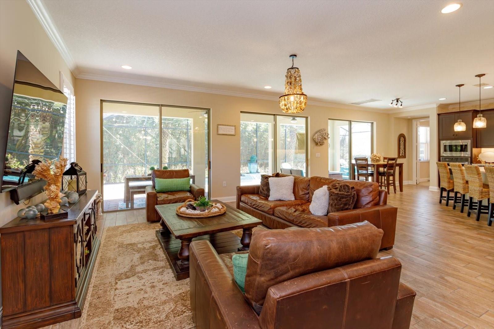 FOSTERS GROVE AT OVIEDO - Residential