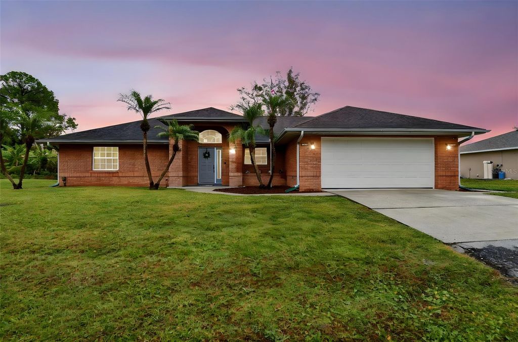 Photo of 250 Sunrise Boulevard, Debary, FL 32713 (MLS # O6366265)