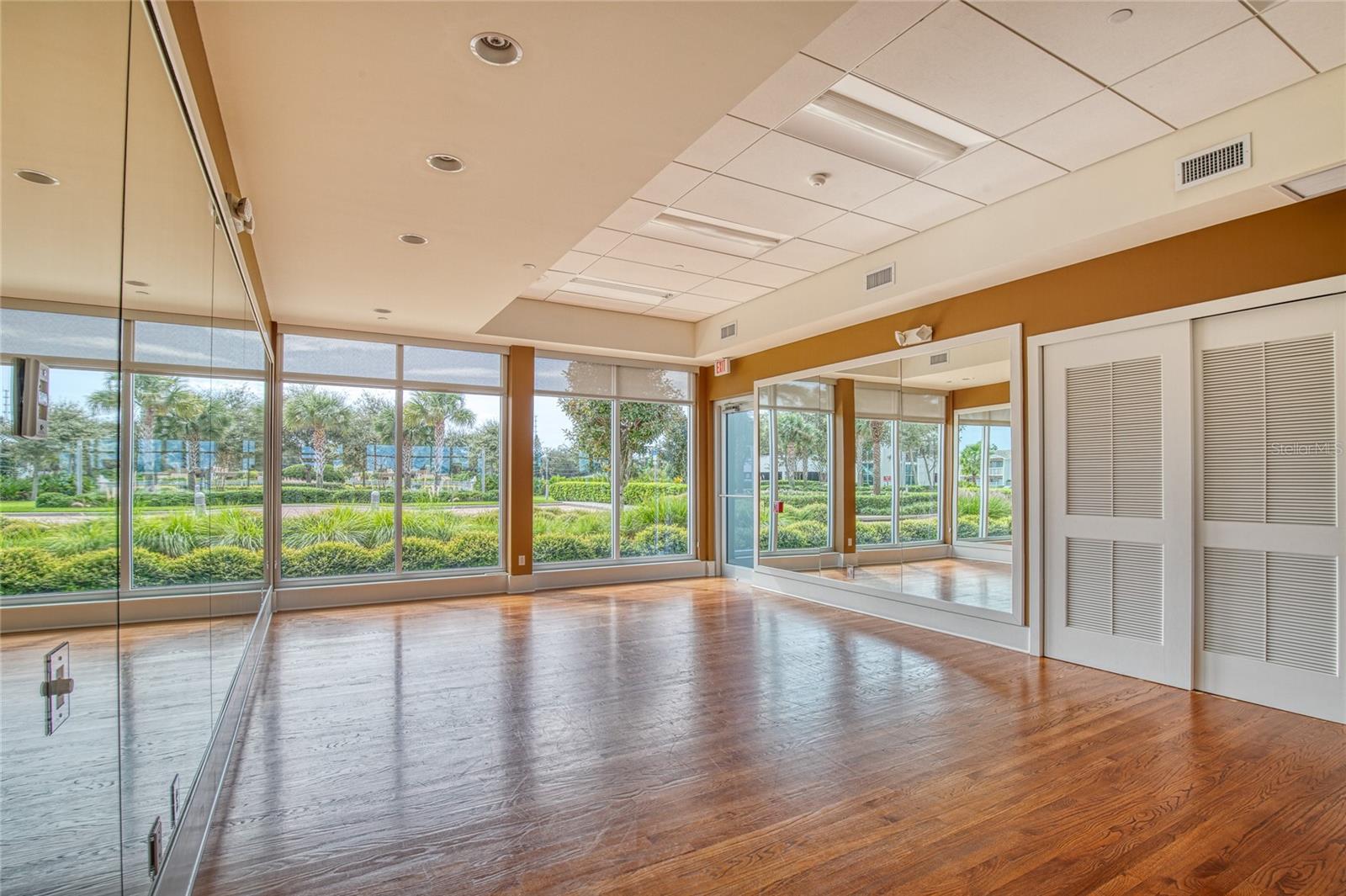 MARINA GRANDE HALIFAX 01 - Residential