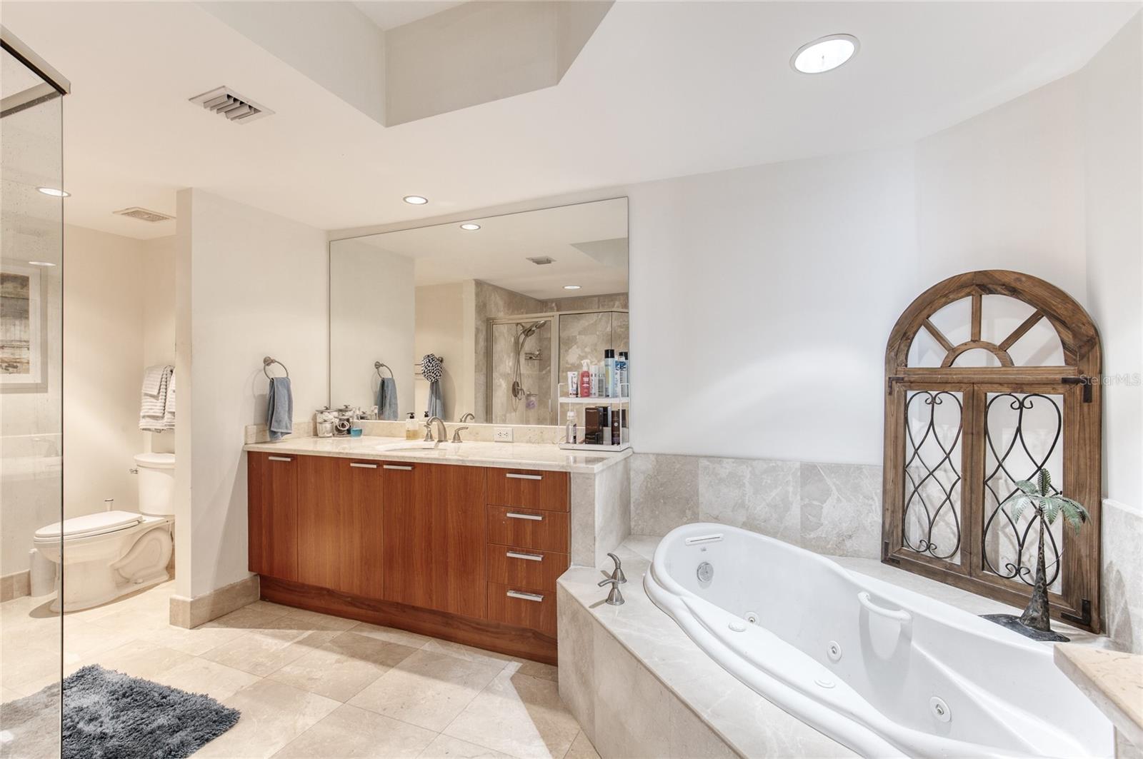 MARINA GRANDE HALIFAX 01 - Residential