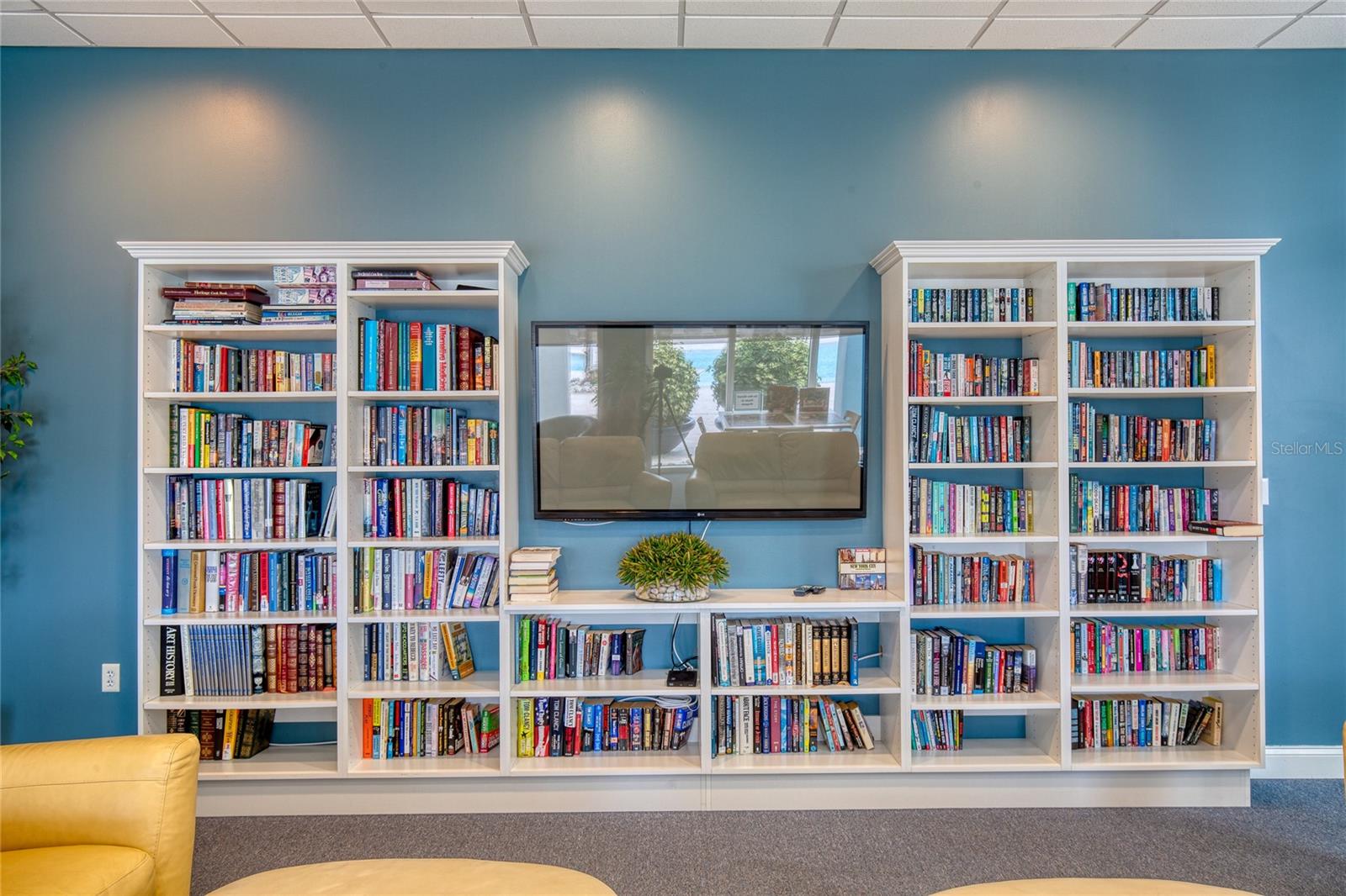 MARINA GRANDE HALIFAX 01 - Residential