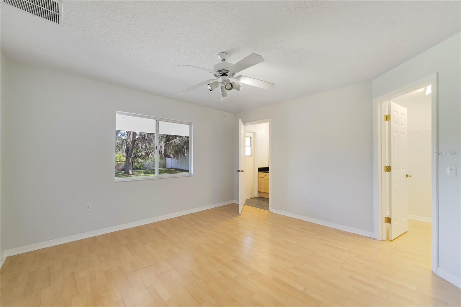 PARADISE WOODS PH 02 - Residential