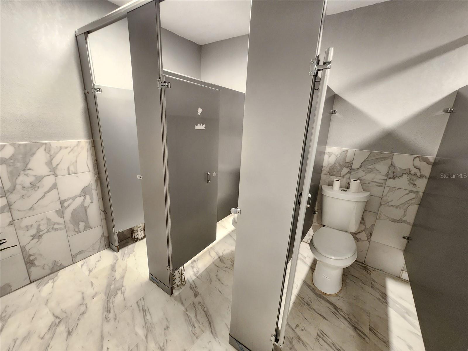 EDINA GARDEN OF EDEN - Commercial Sale