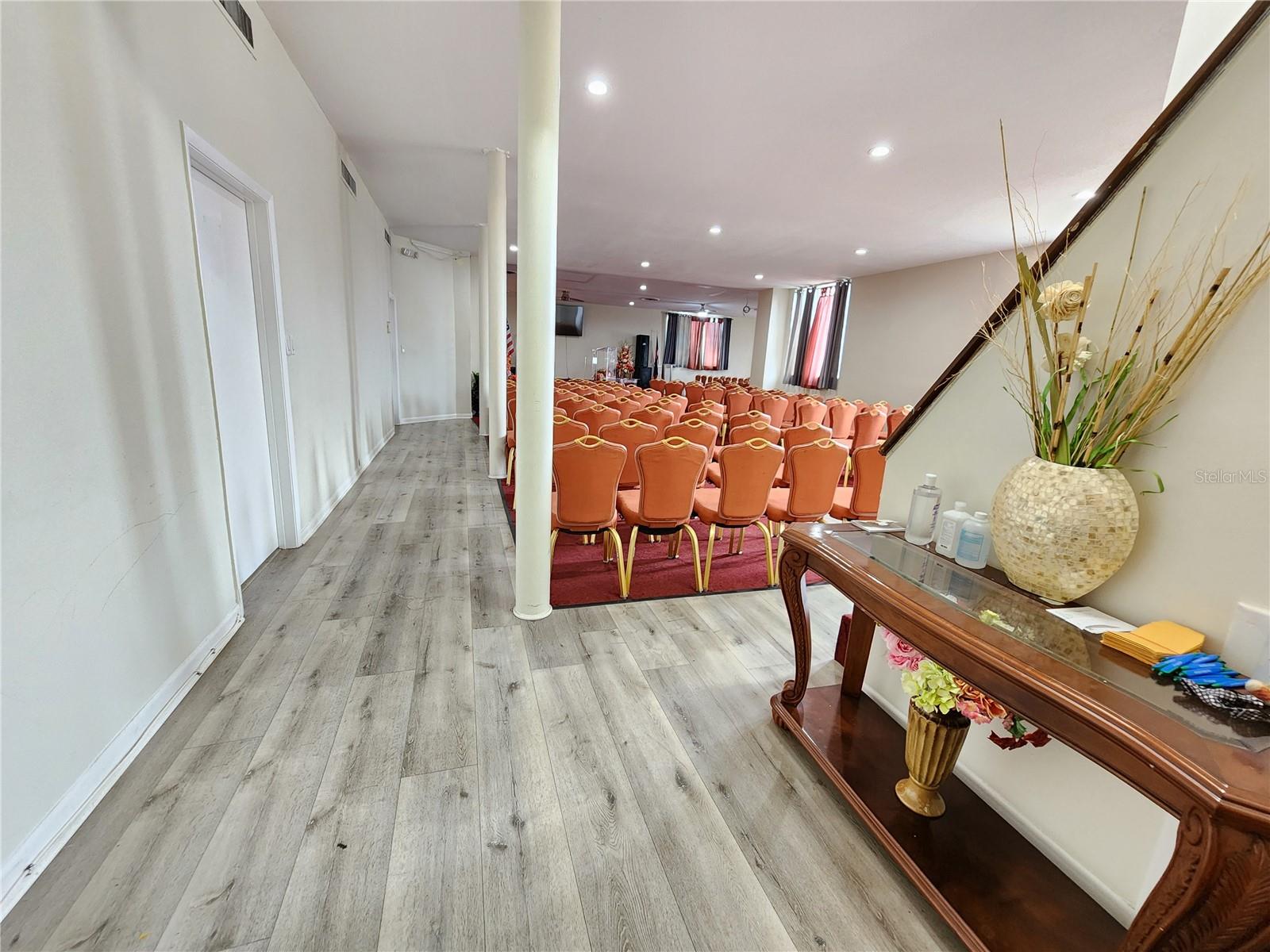 EDINA GARDEN OF EDEN - Commercial Sale