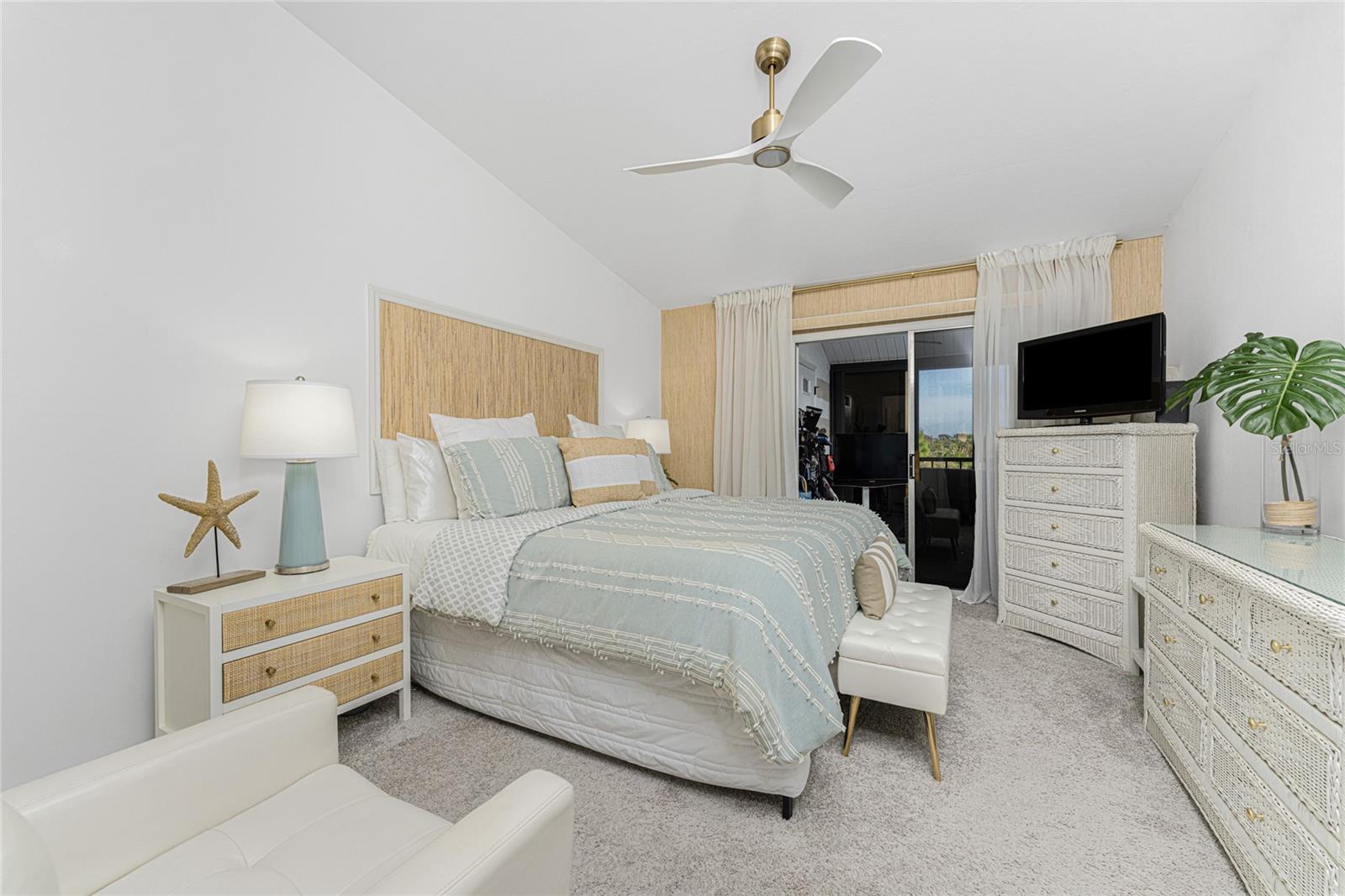 FIDDLERS GREEN 02 PH 04 BLDG 20 - Residential