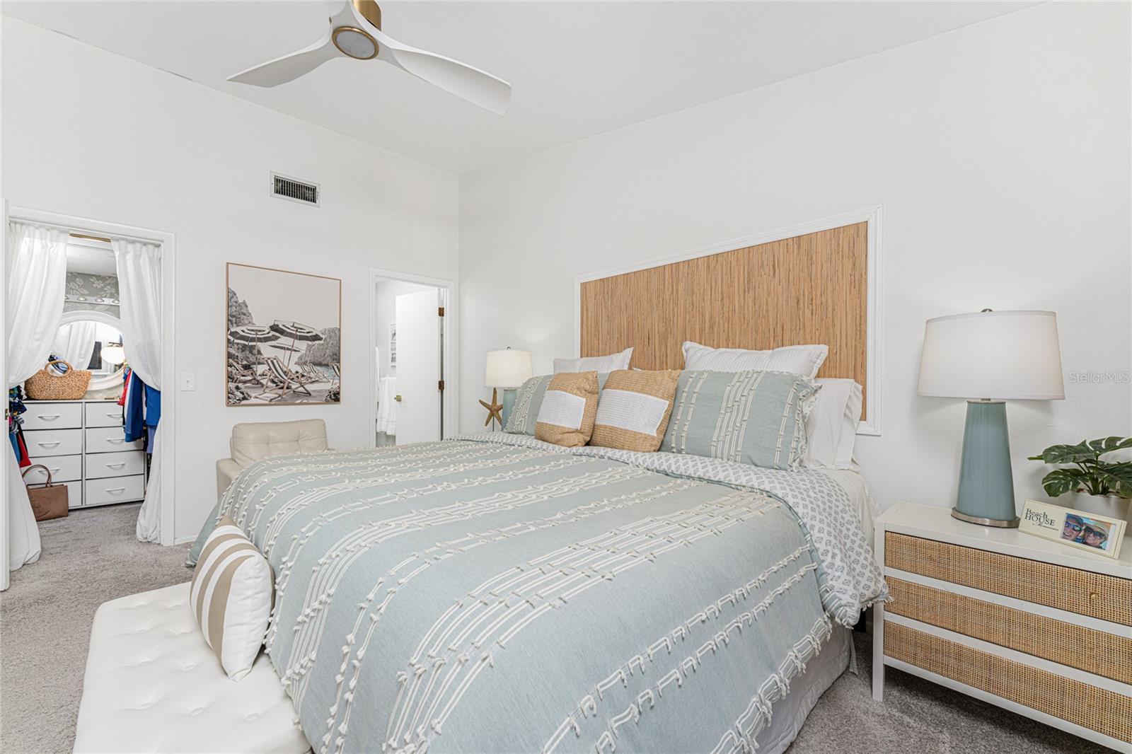 FIDDLERS GREEN 02 PH 04 BLDG 20 - Residential