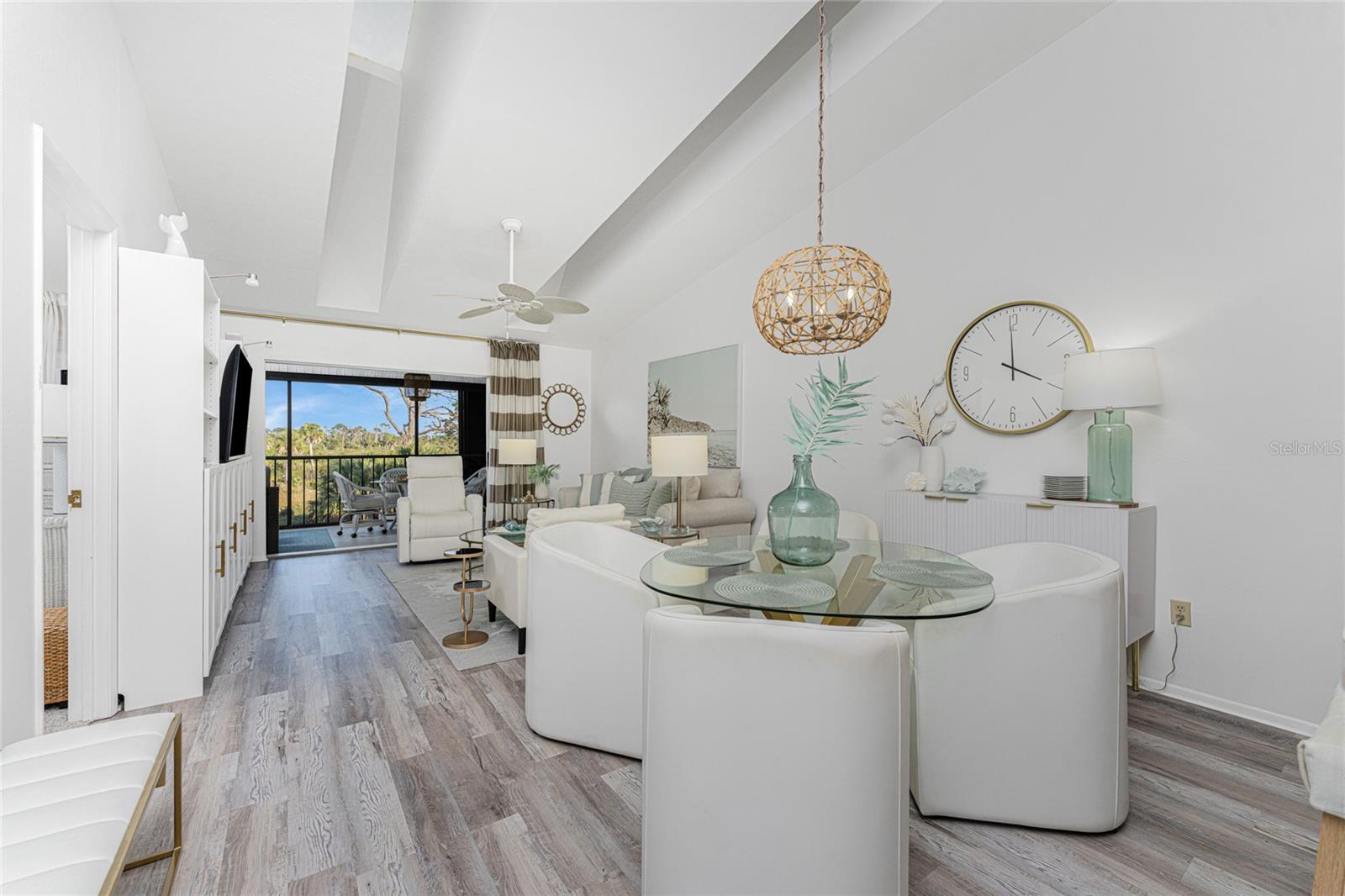 FIDDLERS GREEN 02 PH 04 BLDG 20 - Residential