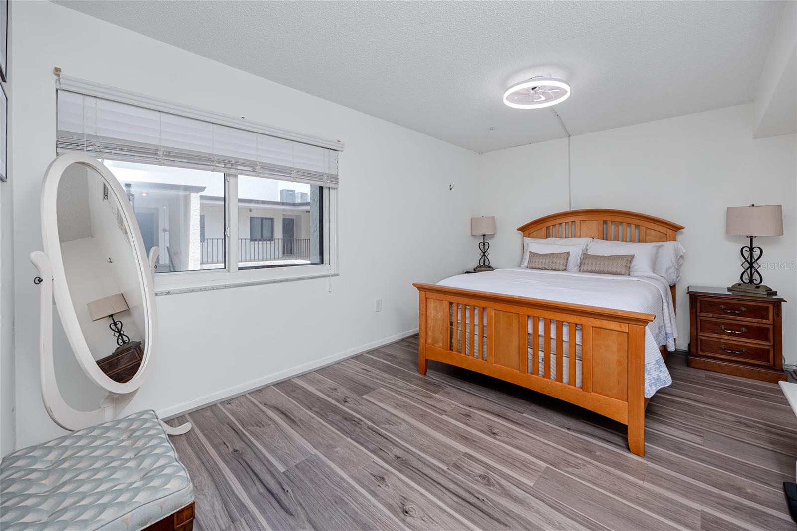 CHATEAU BELLEAIR CONDO - Residential
