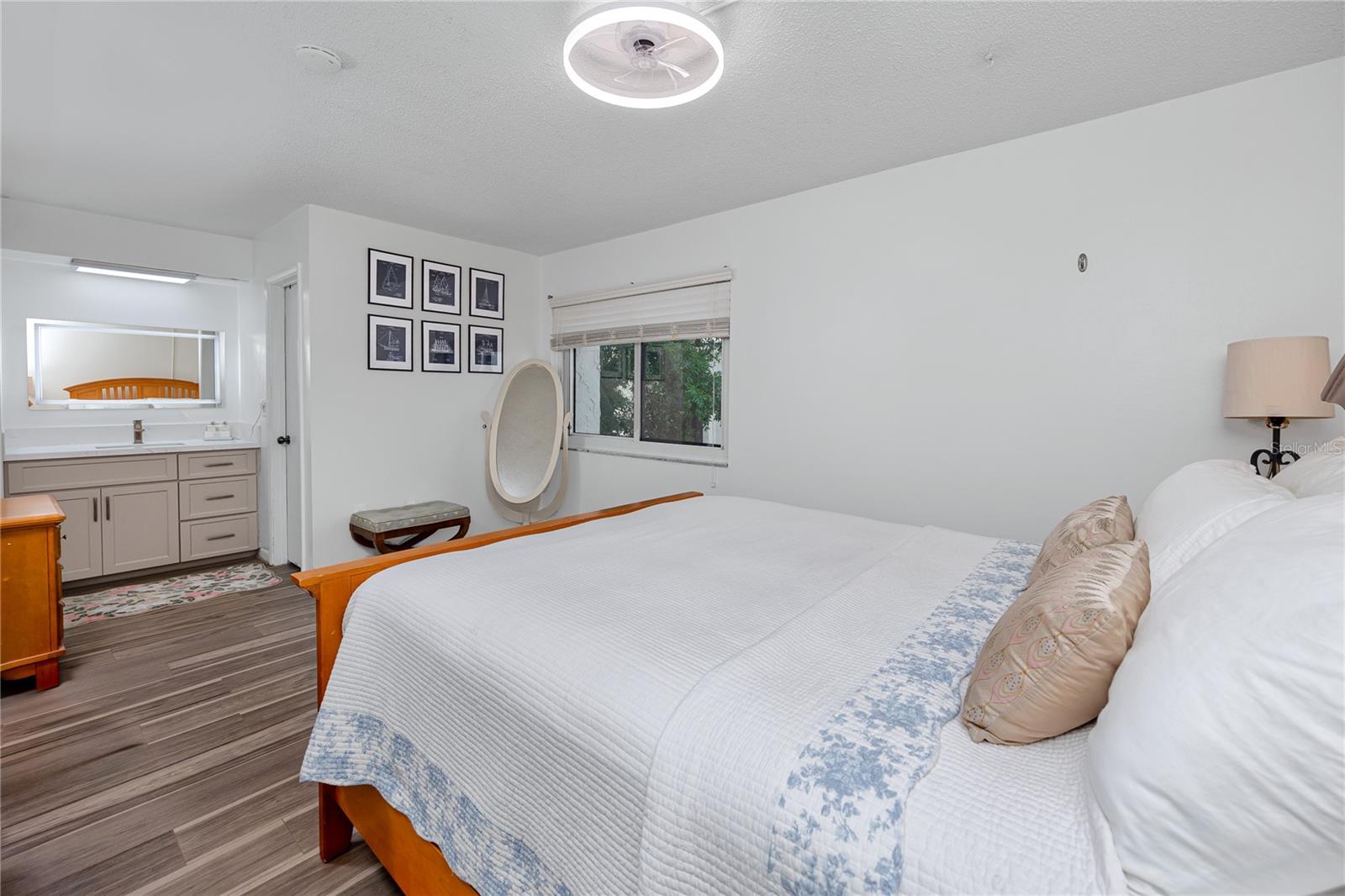 CHATEAU BELLEAIR CONDO - Residential