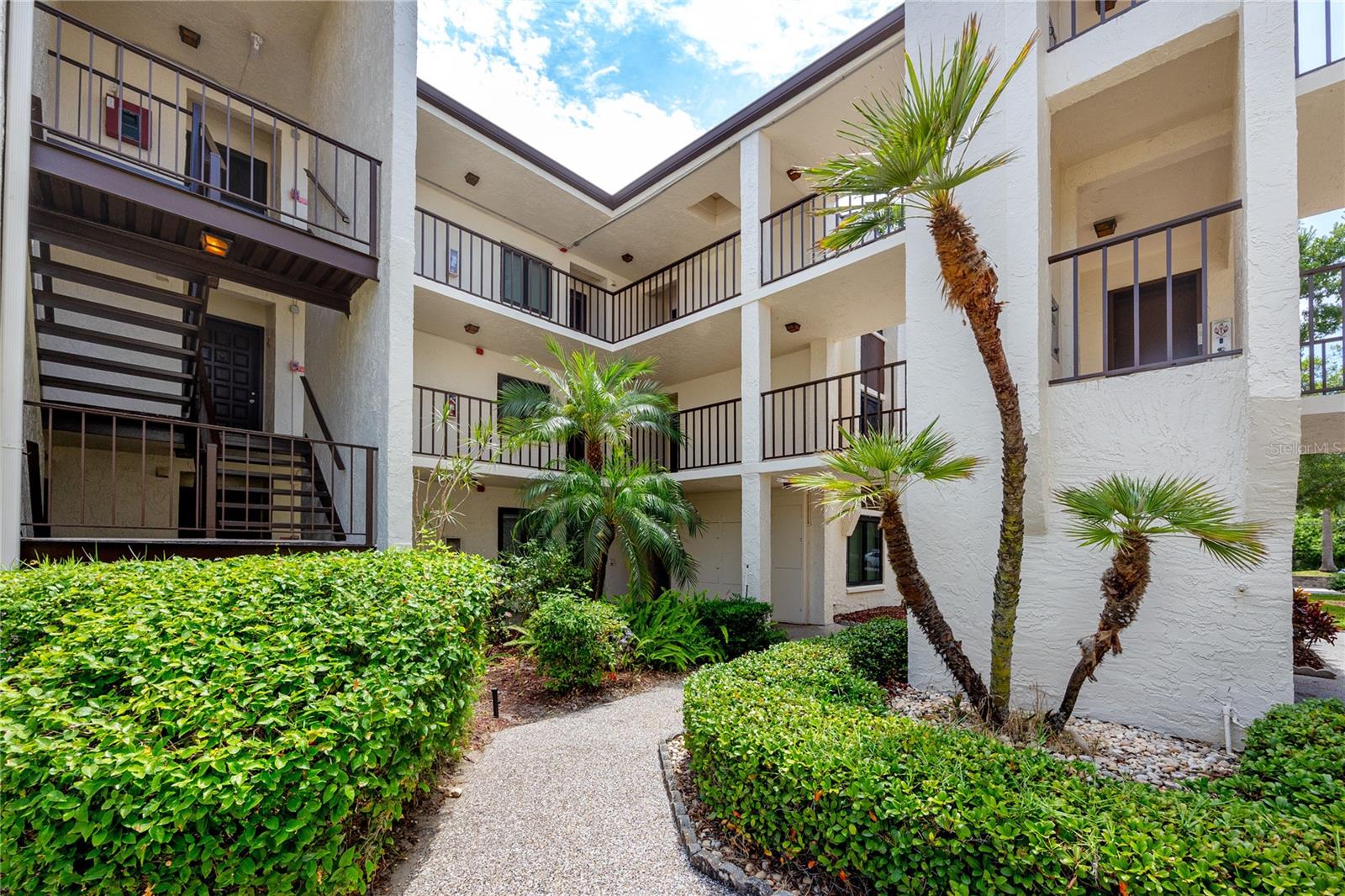CHATEAU BELLEAIR CONDO - Residential