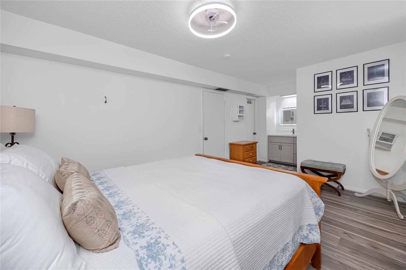 CHATEAU BELLEAIR CONDO - Residential