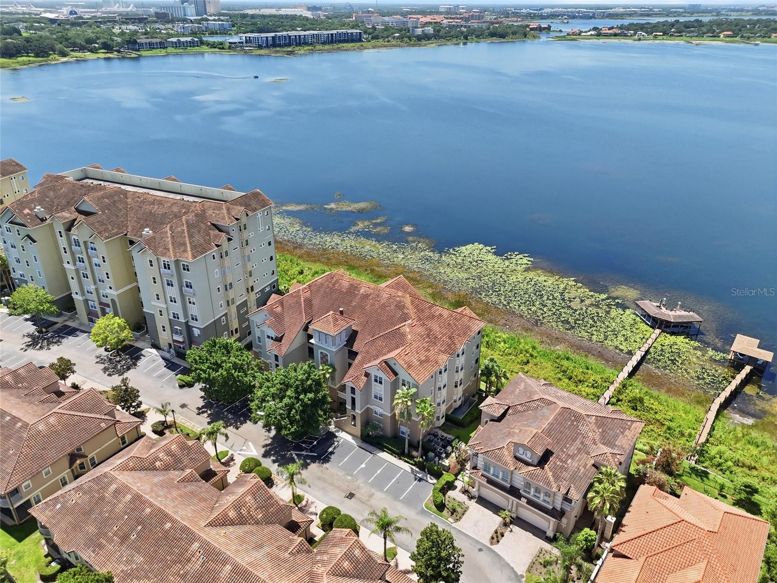 8767 THE ESPLANADE 40