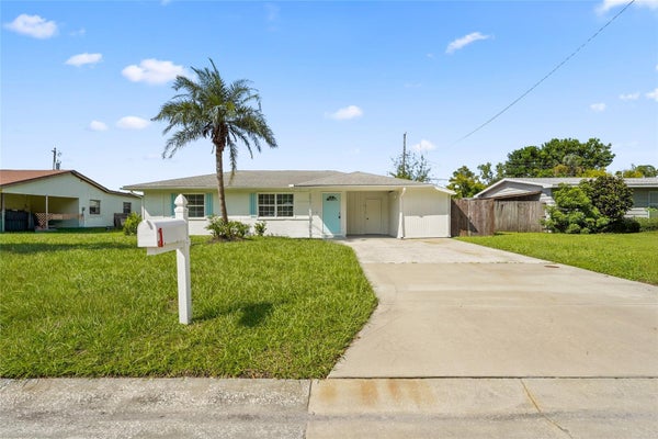 2901 POPLAR ST, SARASOTA, FL 34237 - Image f44392bf64126d2f4d4be2fea039d78d/806616111