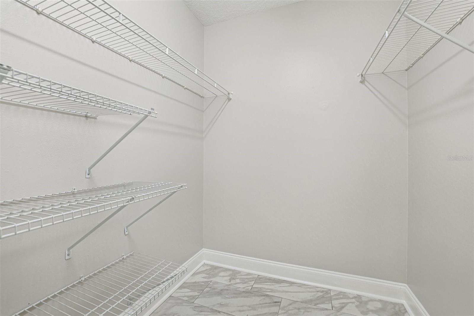 BARCLAY PLACE A CONDOMINIUM - Residential