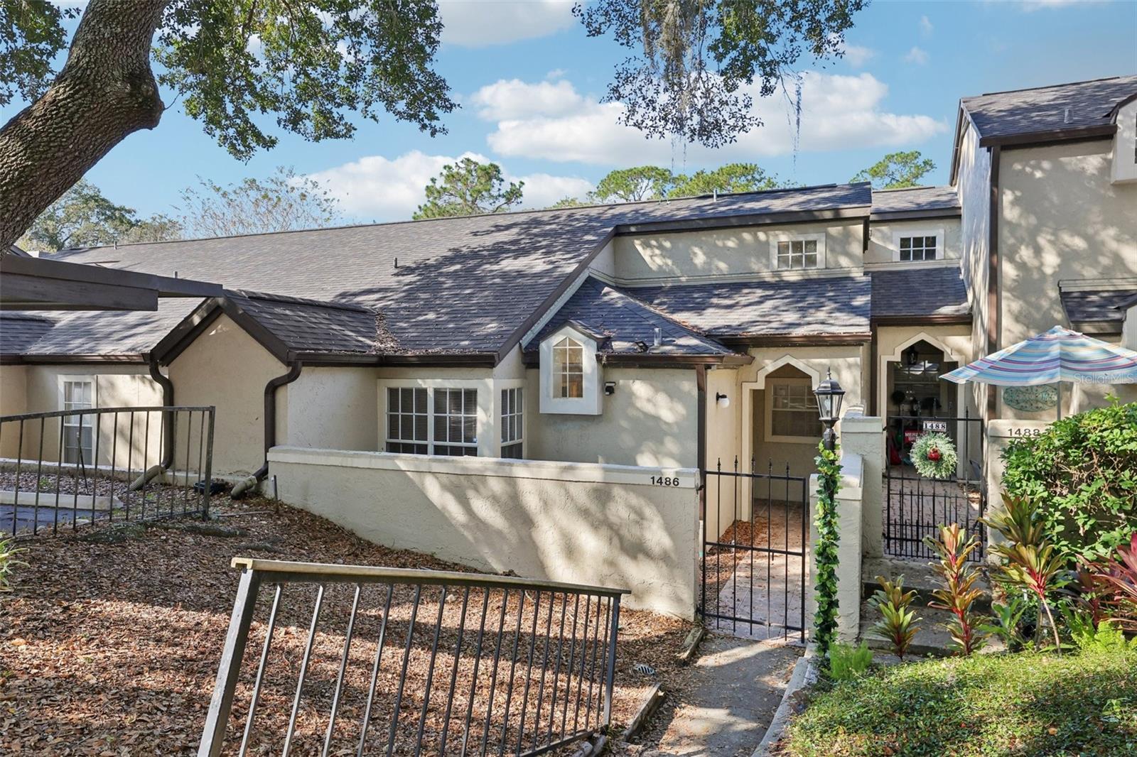 BARCLAY PLACE A CONDOMINIUM - Residential