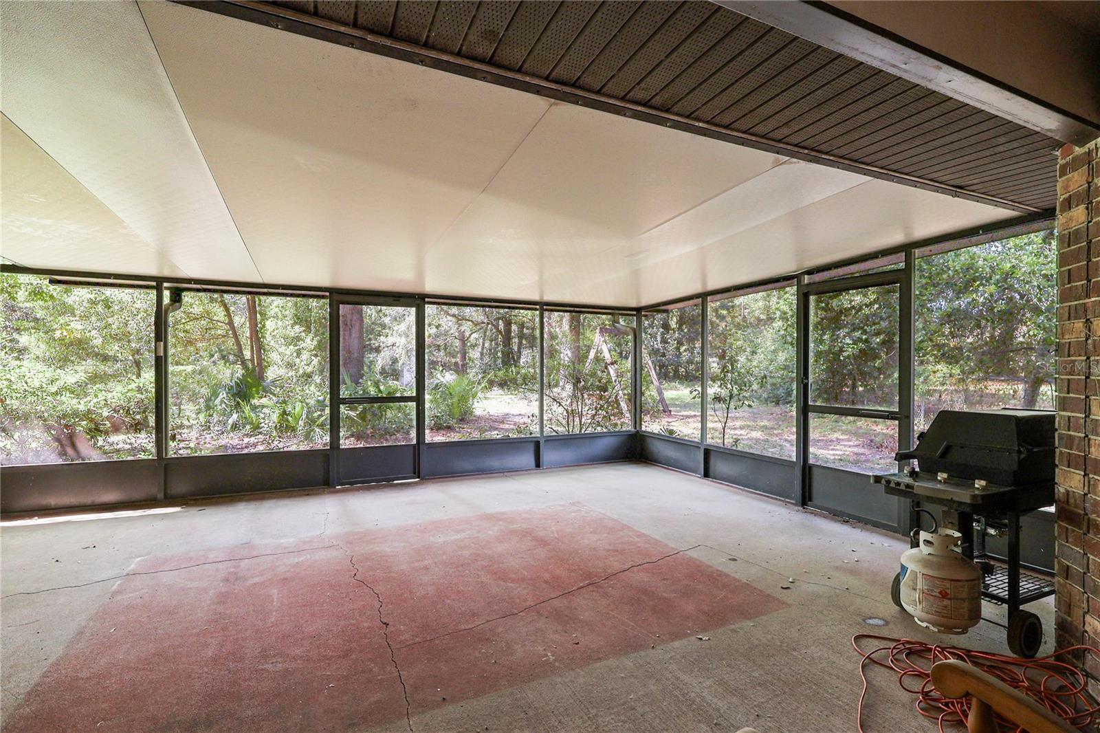 144 SW ENCHANTED COURT