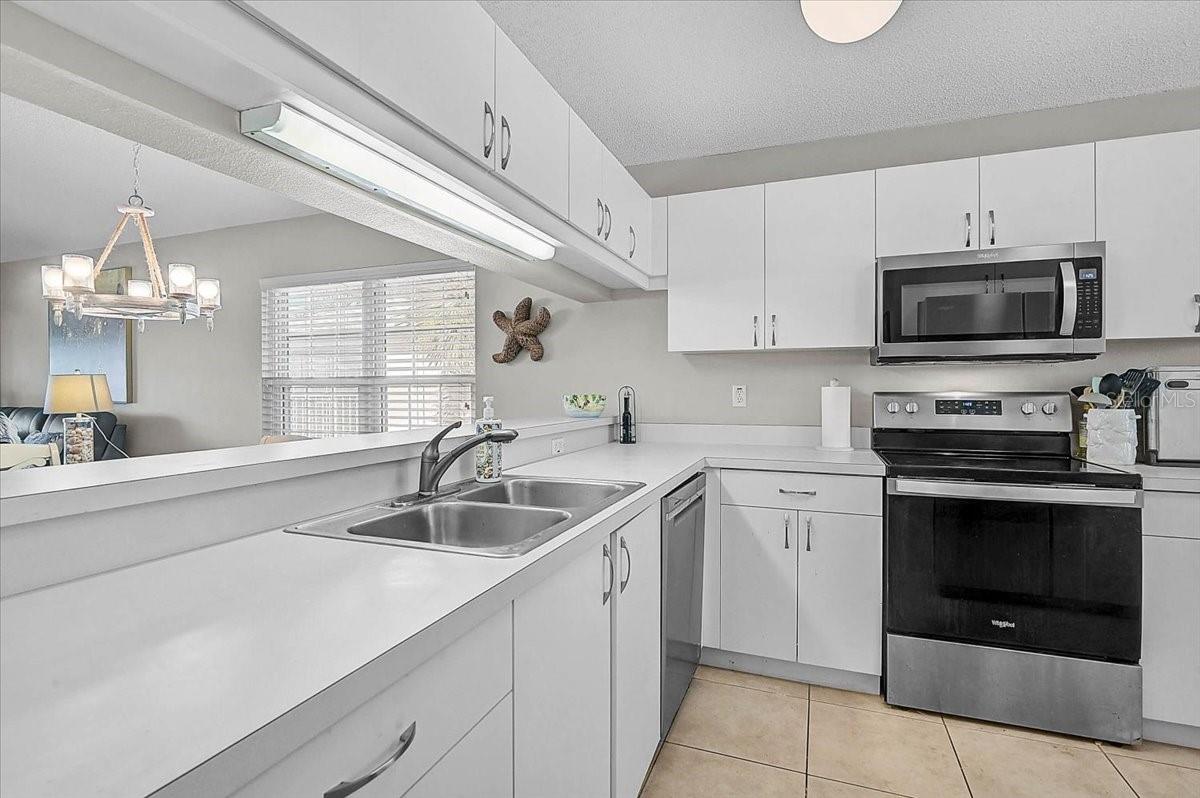 FAIRWAY TRACE - Residential