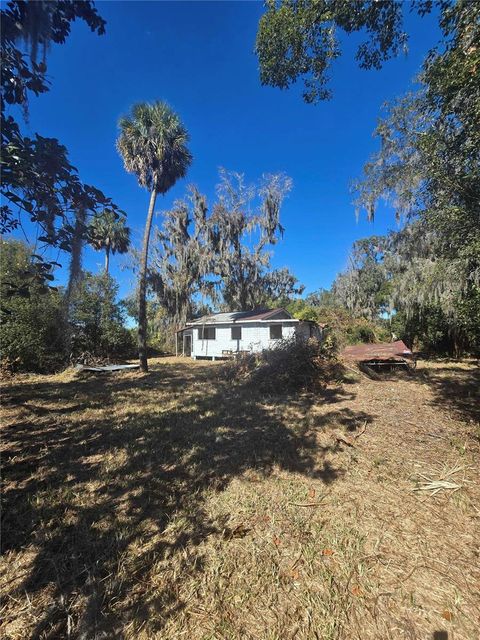 2406 E NEWSOME RD PLANT CITY FL 33565